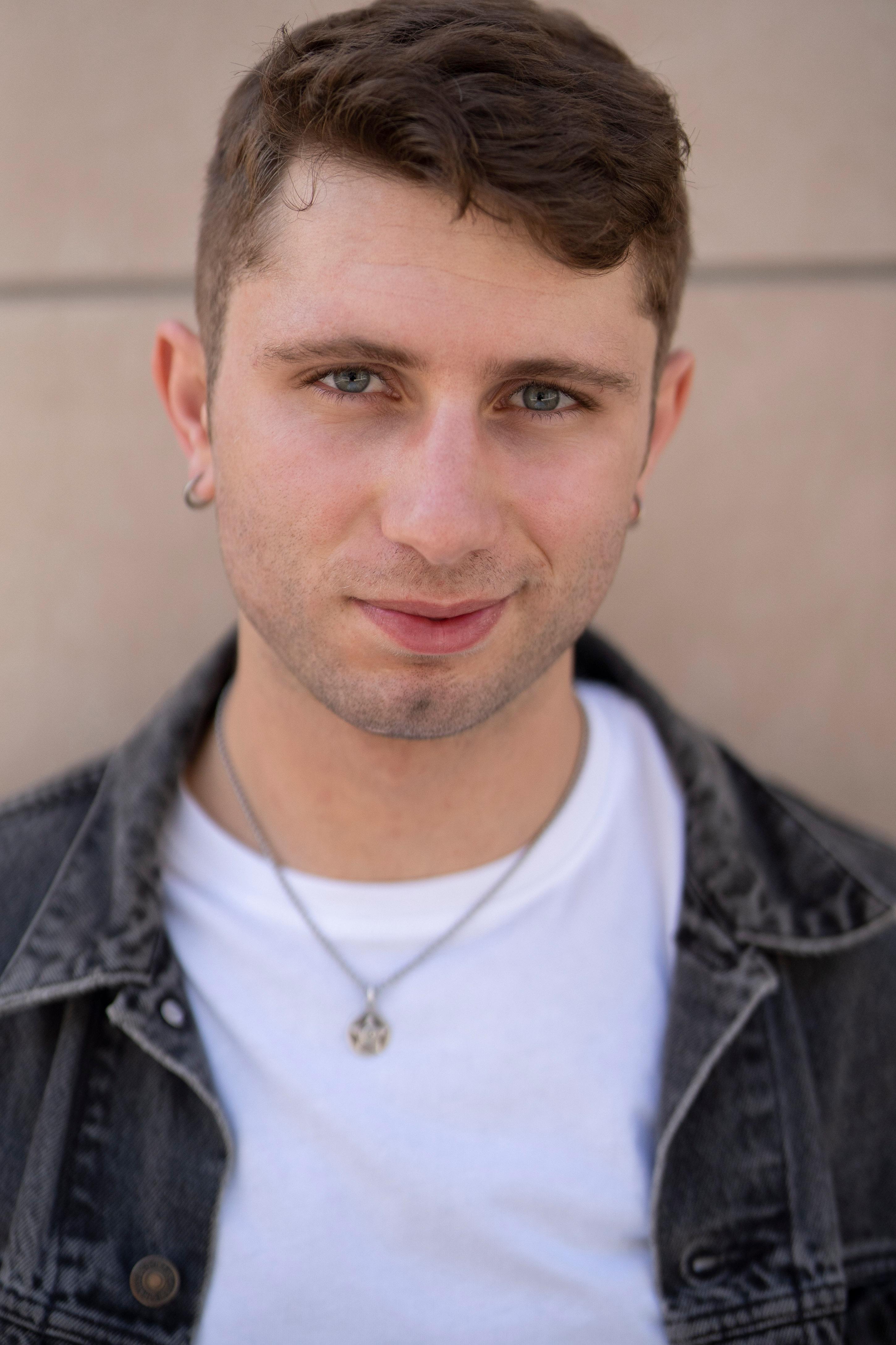 actor Ben Renato Miller large photo