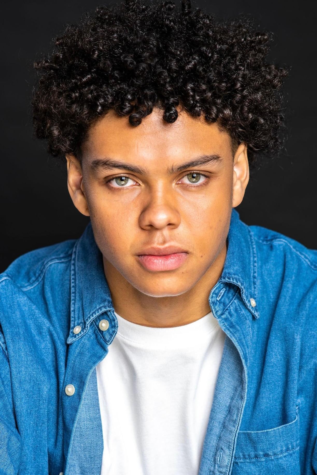 actor Kieron River large photo