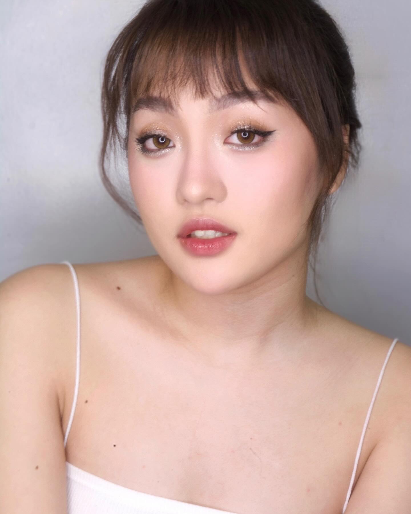 actor Jasmine Mendoza large photo