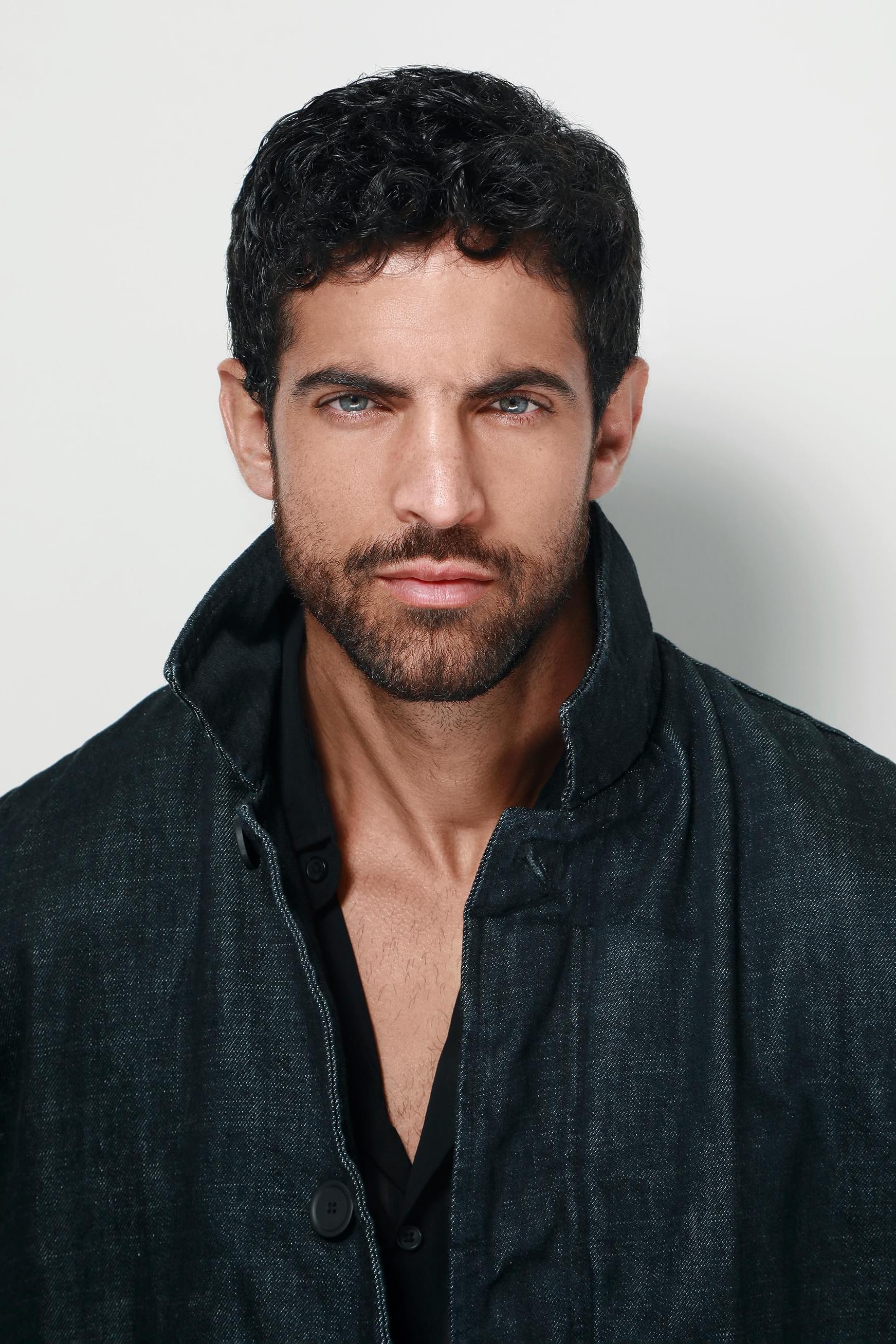 actor Cristian Gamero large photo