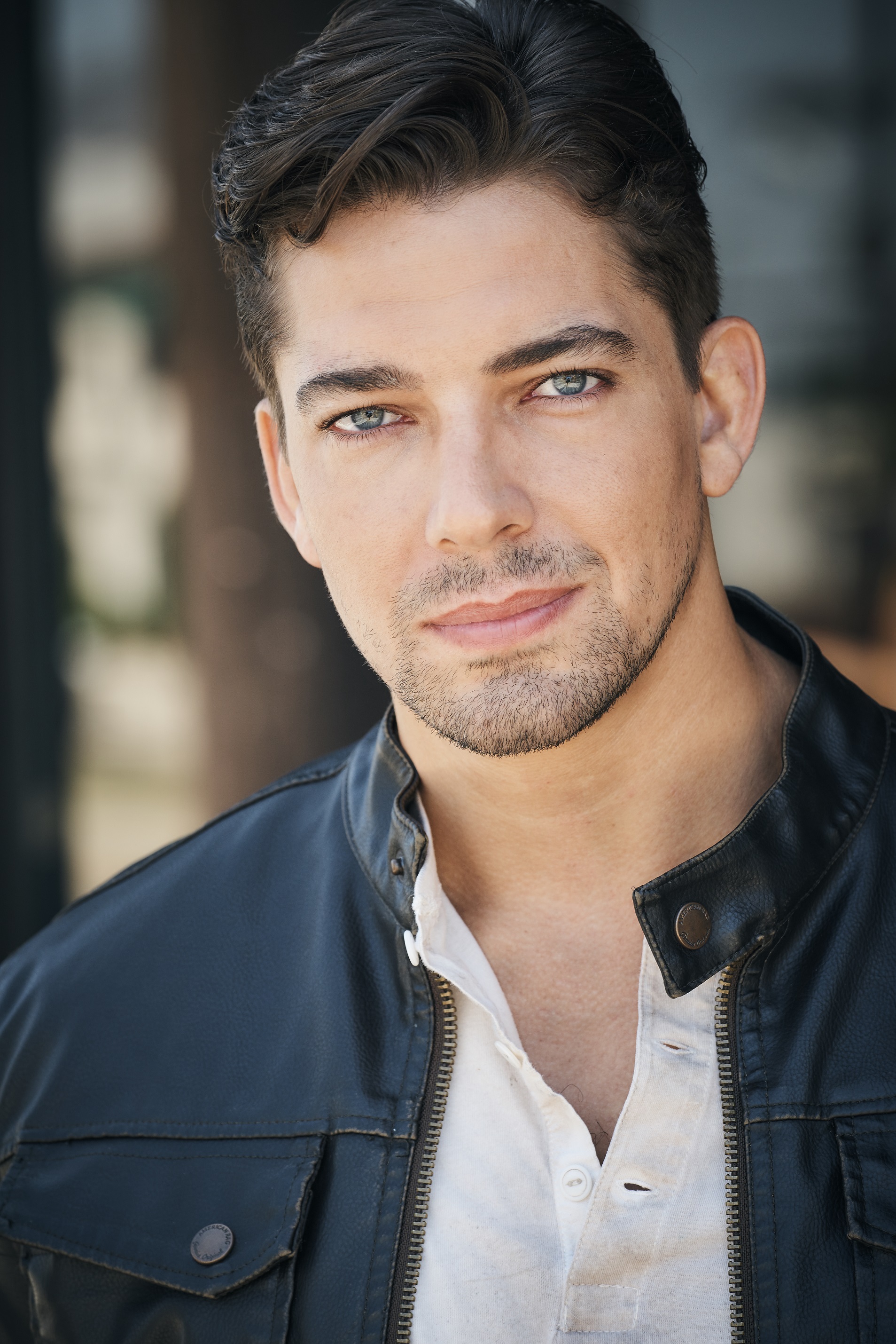 actor Derrick Dover large photo