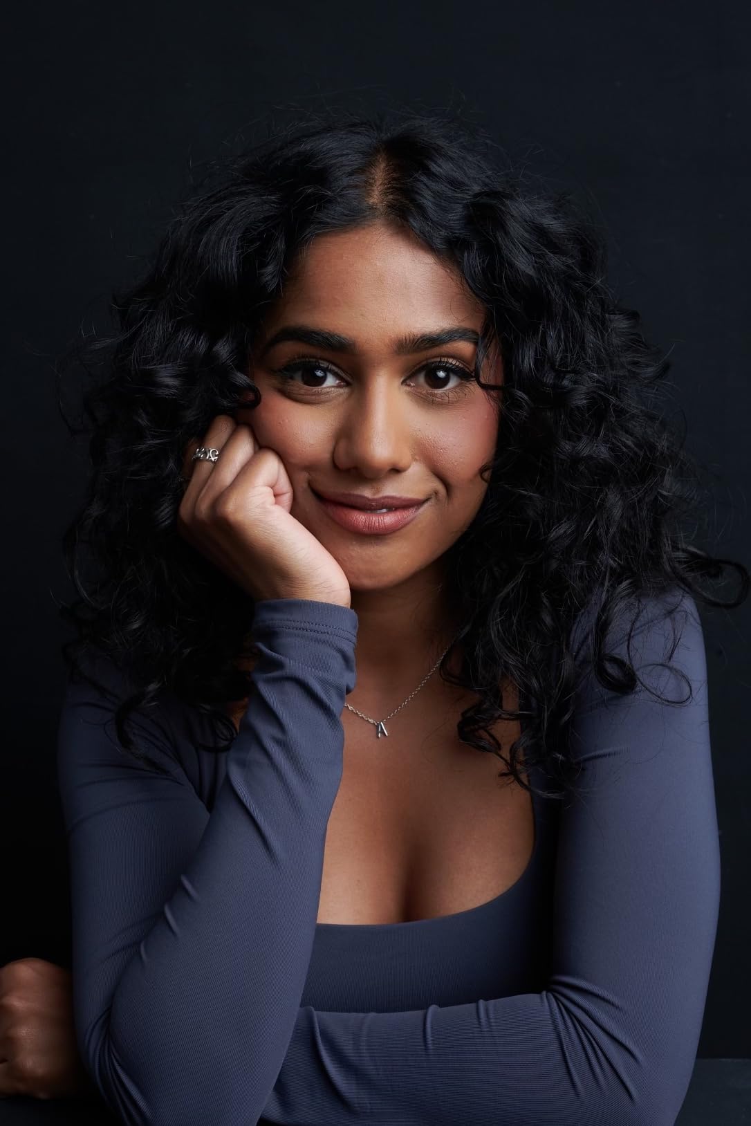 actor Alyssa Peters large photo