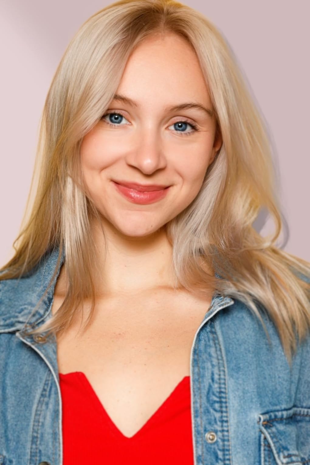 actor Summer Martin large photo