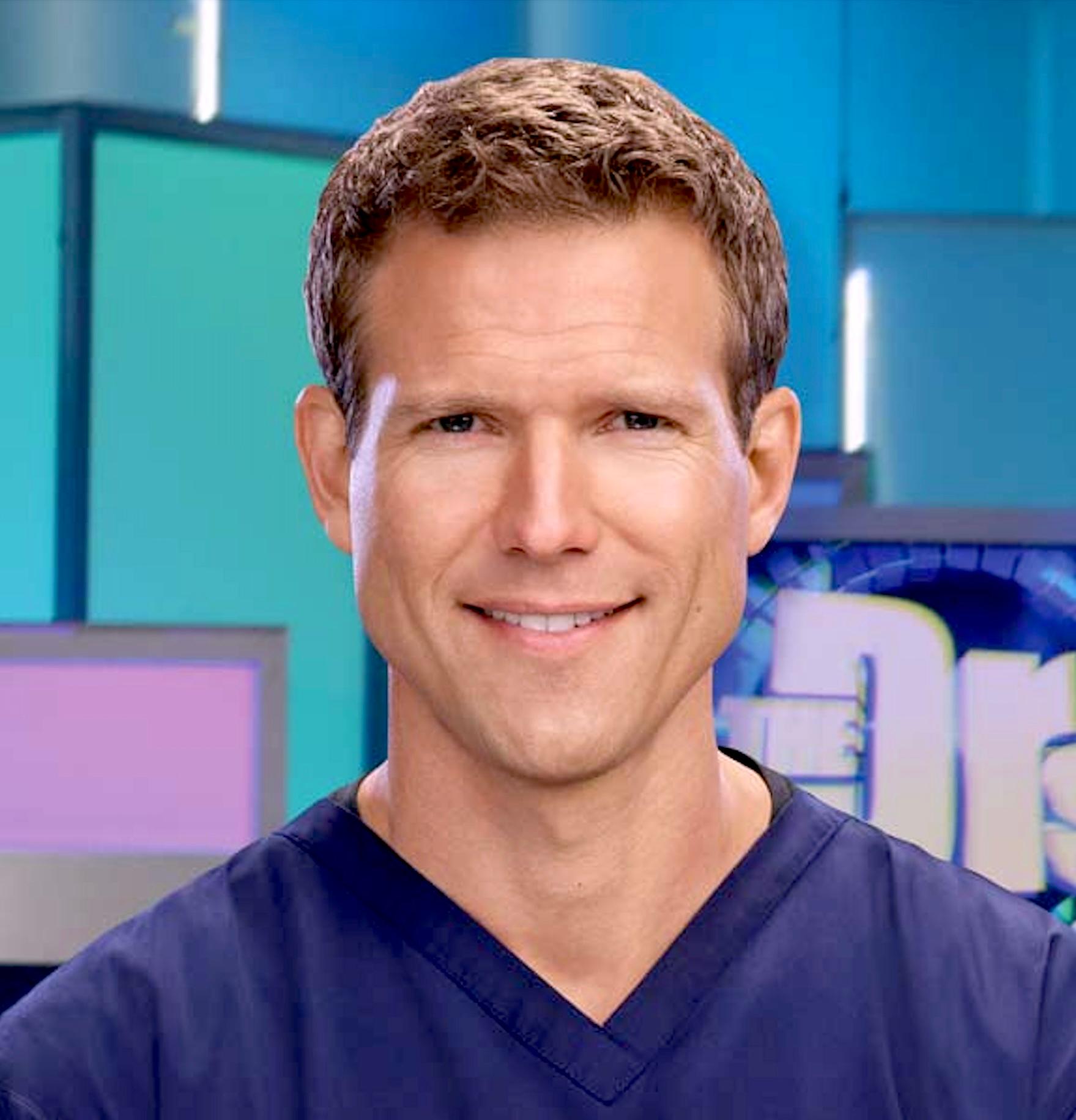 actor Travis Stork large photo