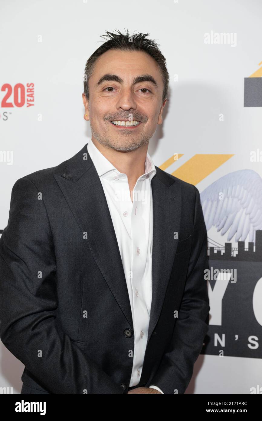 actor Raúl E. Peyret large photo