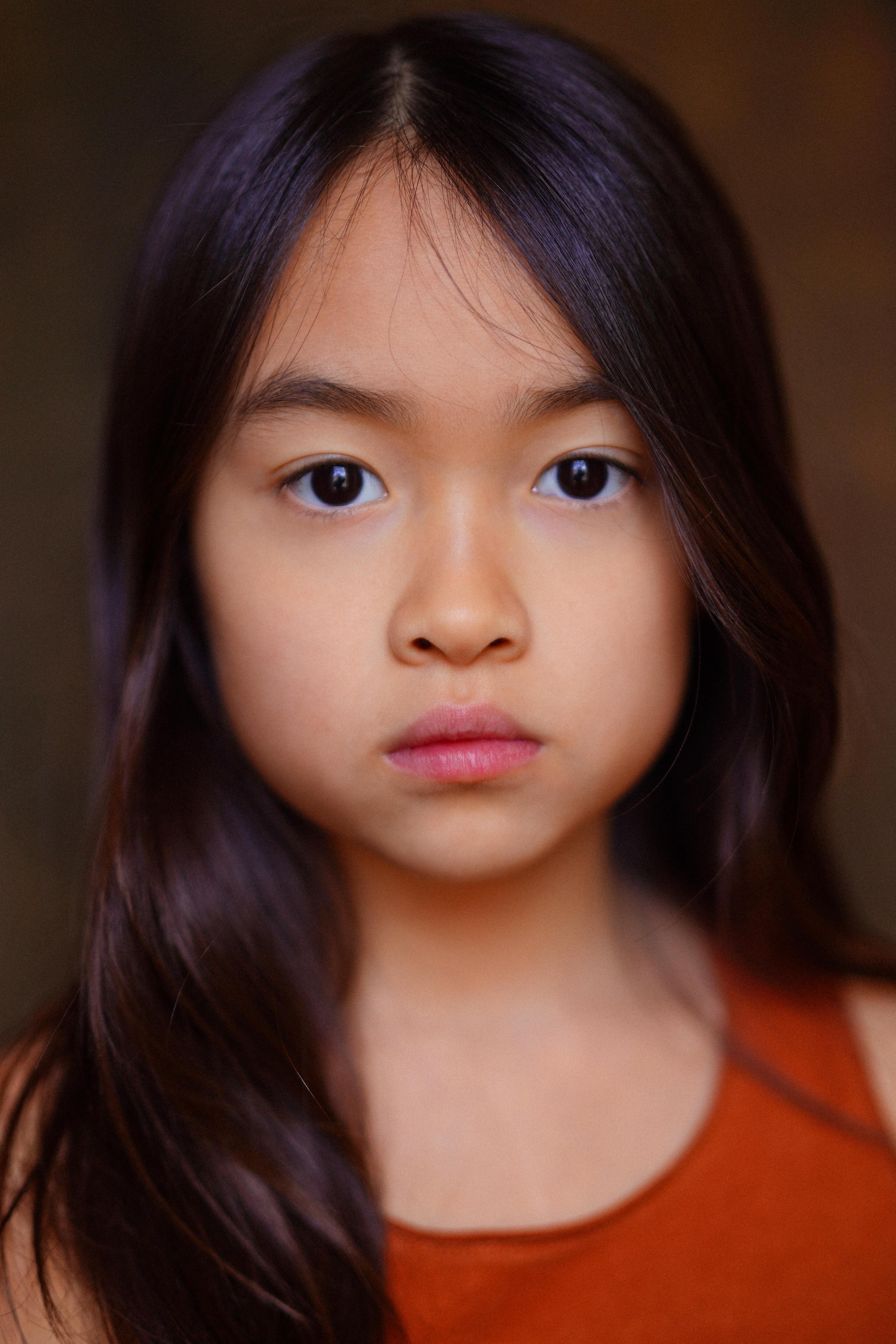 actor Riley Chung large photo