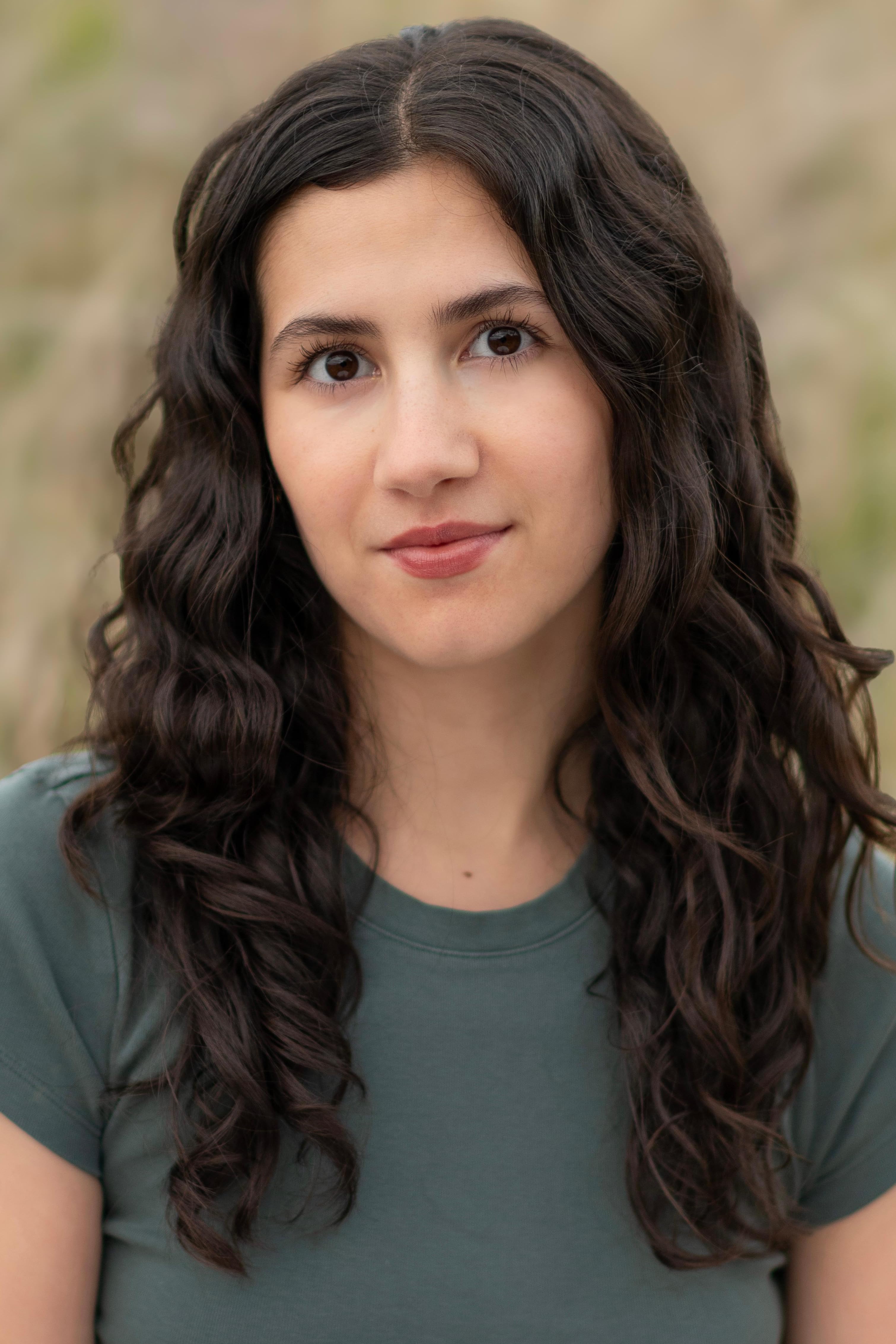 actor Rae Dastoor large photo