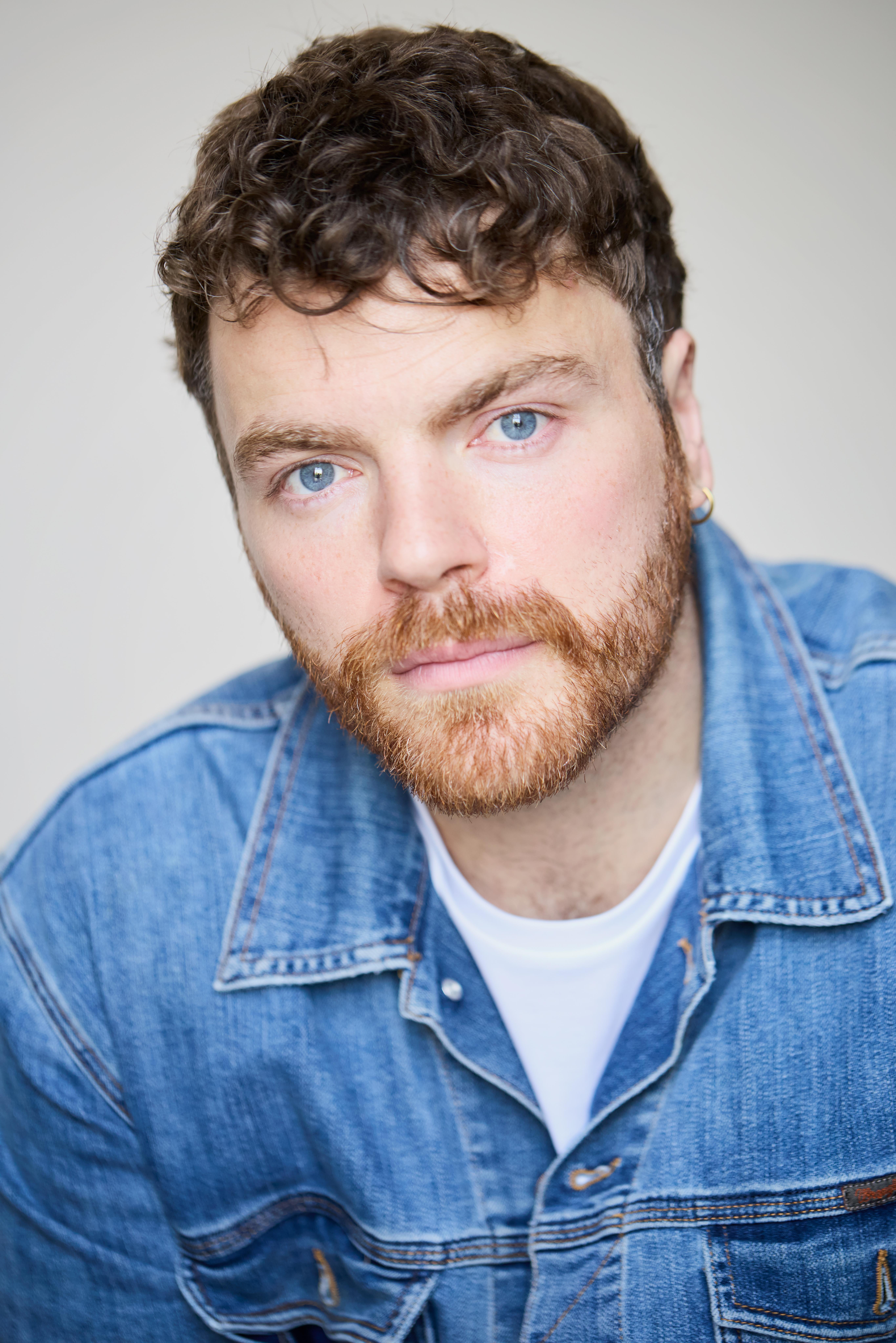 actor Andy Doherty large photo