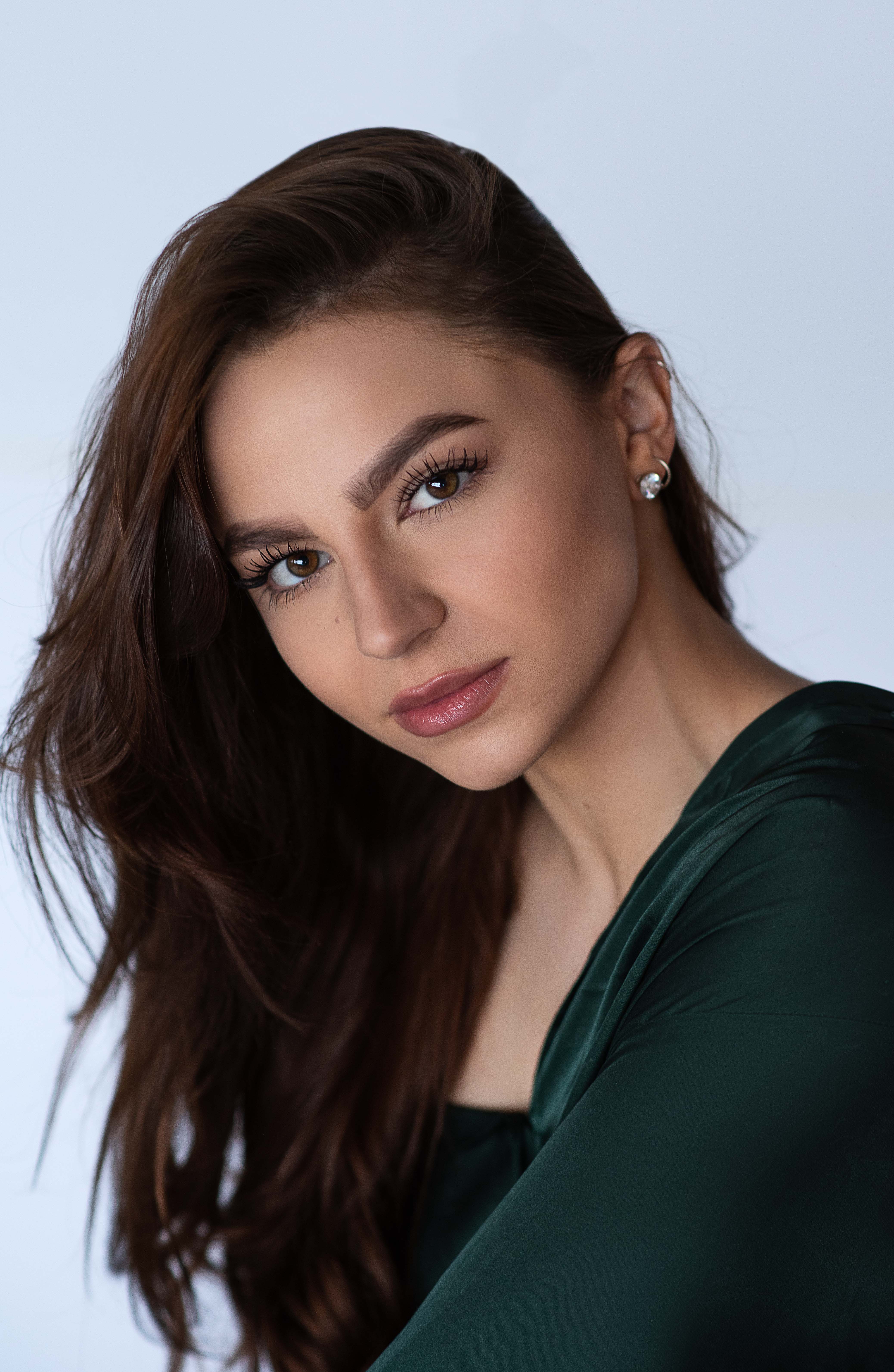 actor Kendall Christie large photo