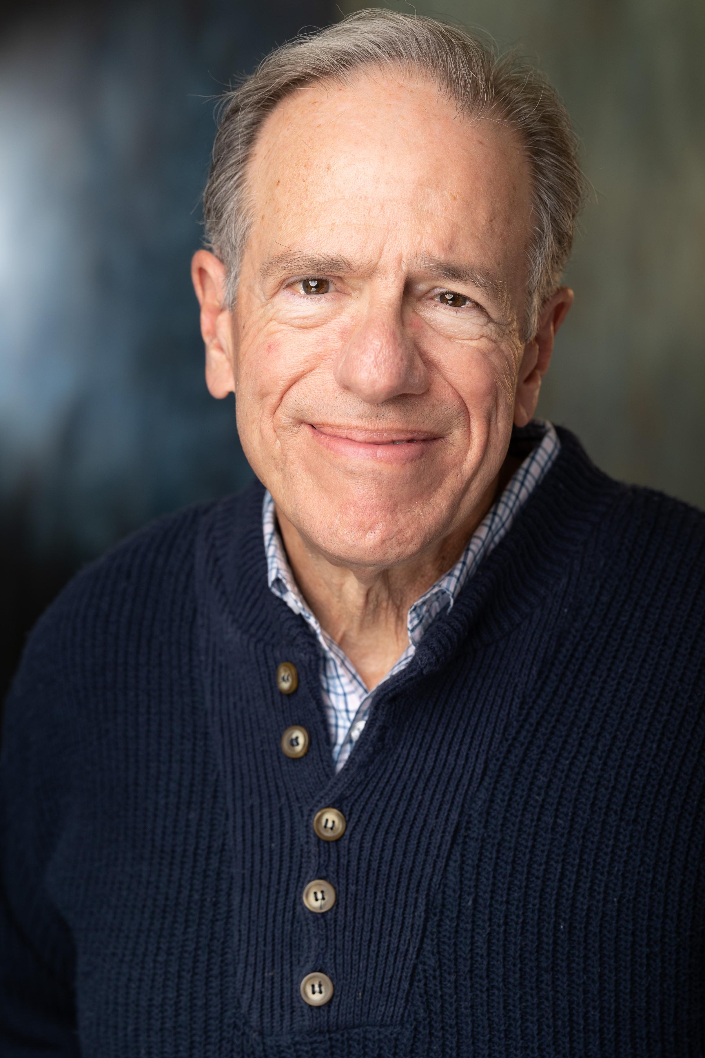 actor Bruce Gale large photo