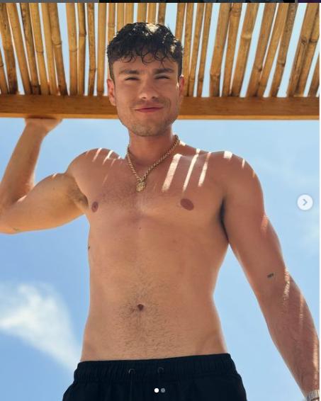 actor Jason Romo large photo