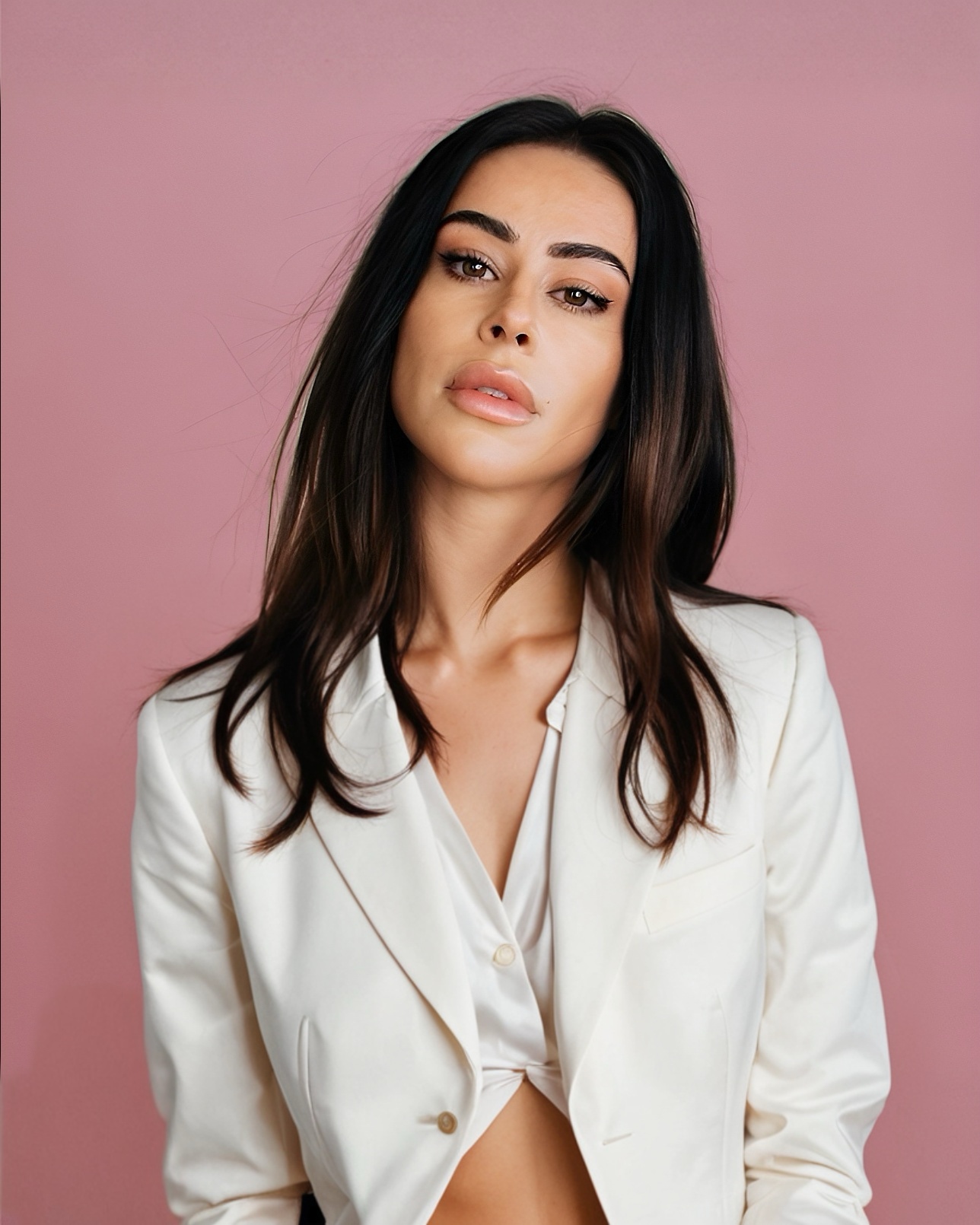 actor Esmeree Sterling large photo