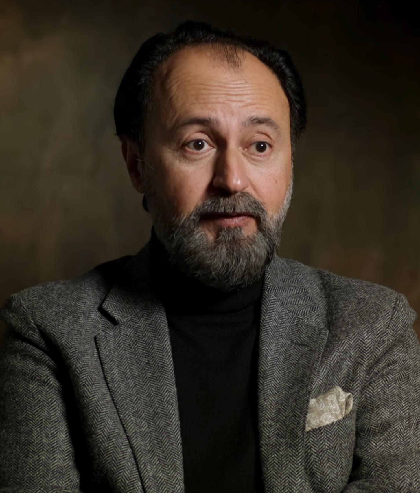 actor Touraj Daryaee large photo