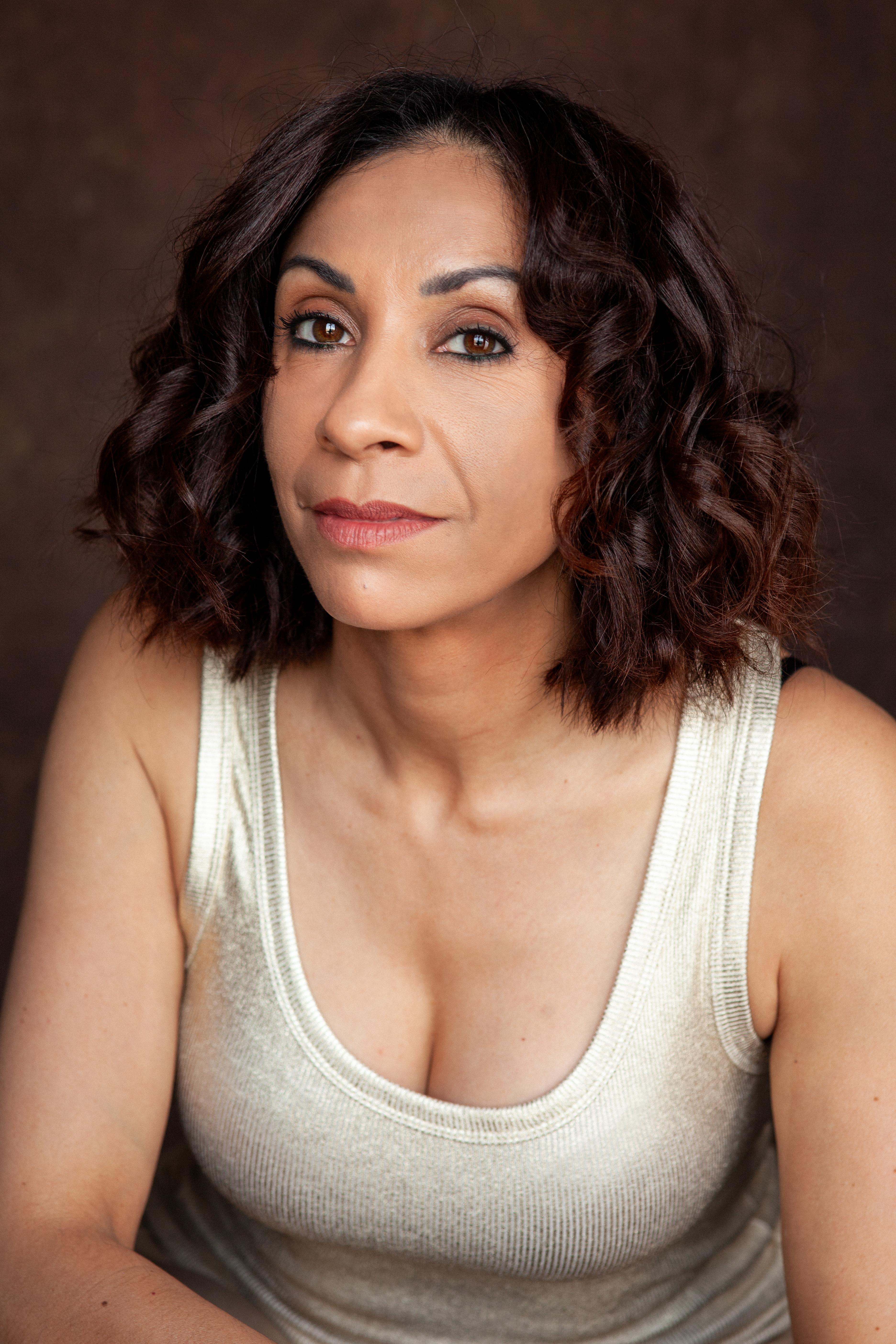 actor Debbie Kurup large photo