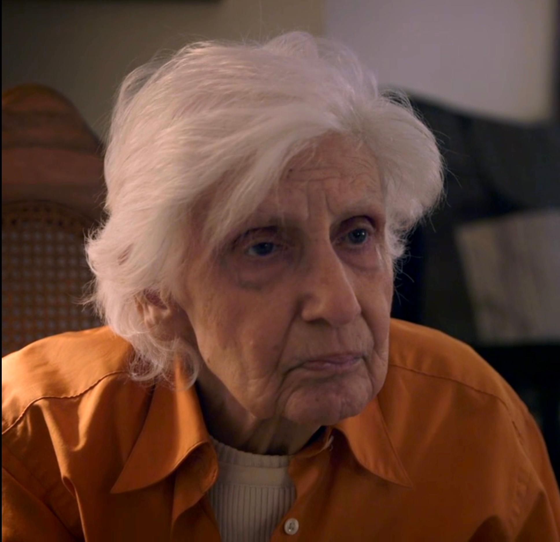 actor Hattie Grund large photo