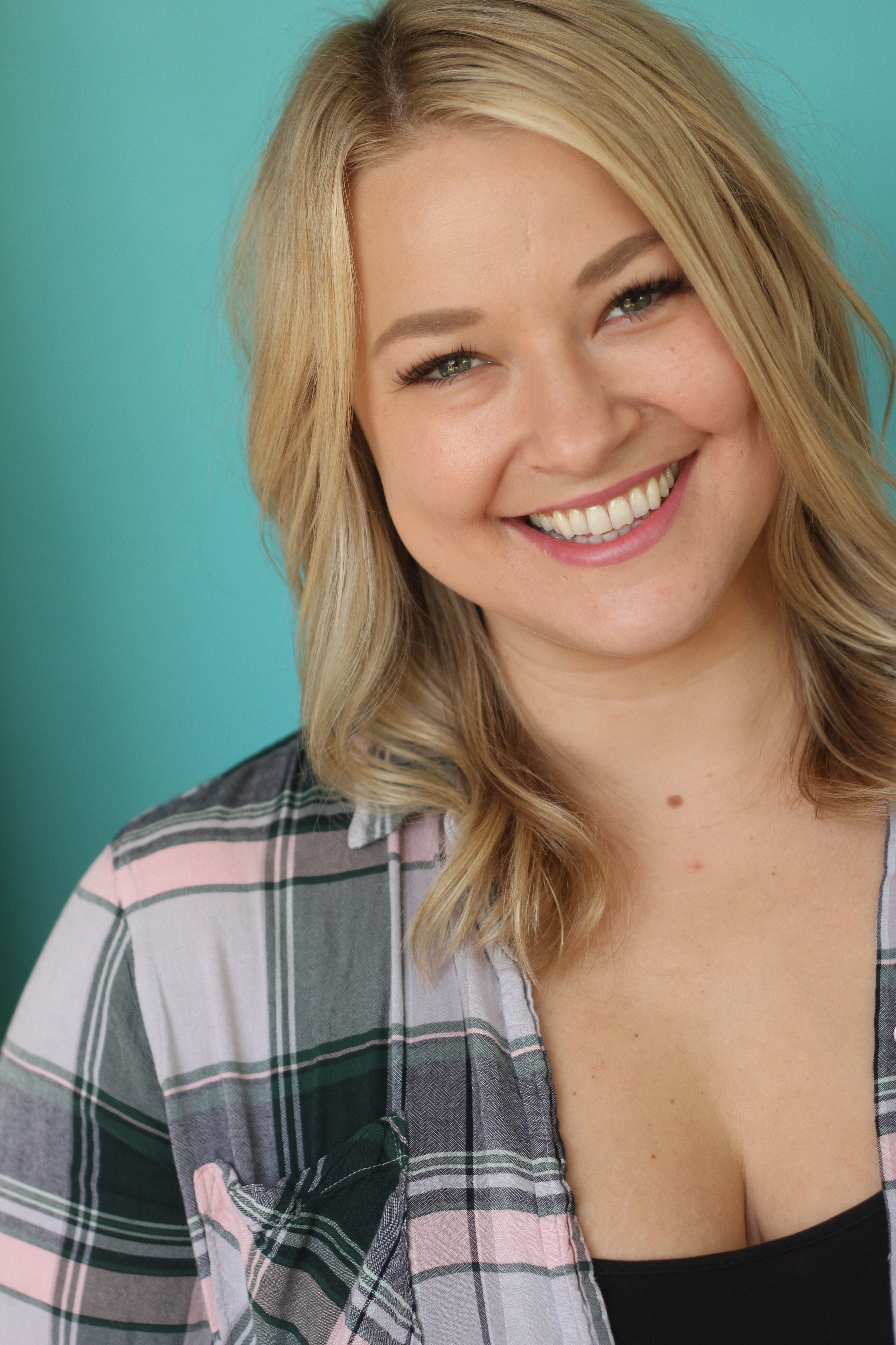 actor Anastasia Narinskiy large photo