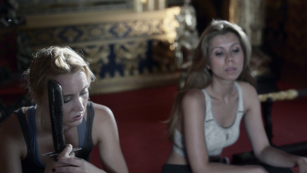 actor Svitlana Zavialova large photo