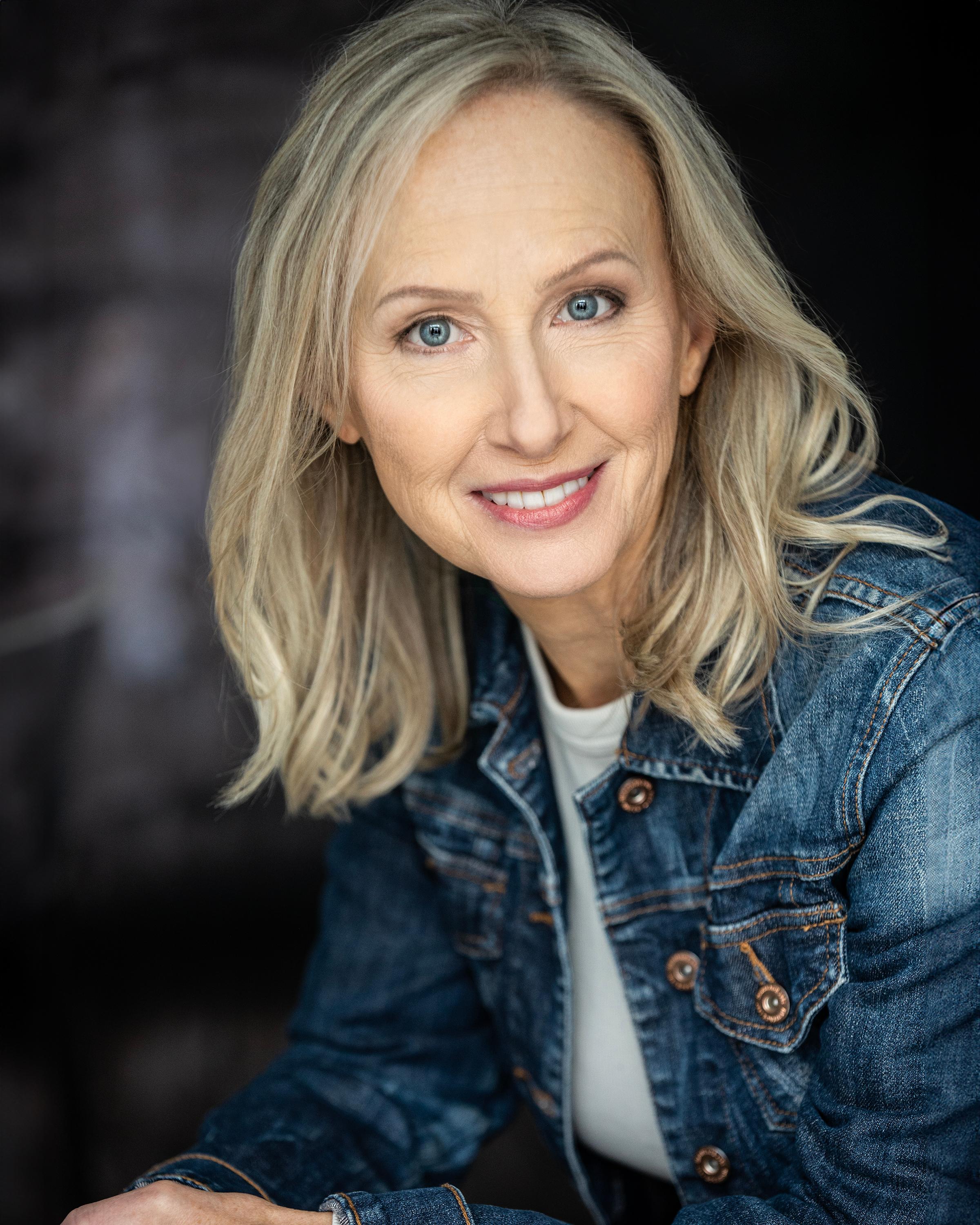 actor Kathy Rupcic large photo