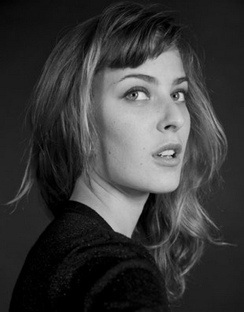 actor Éliane Préfontaine large photo