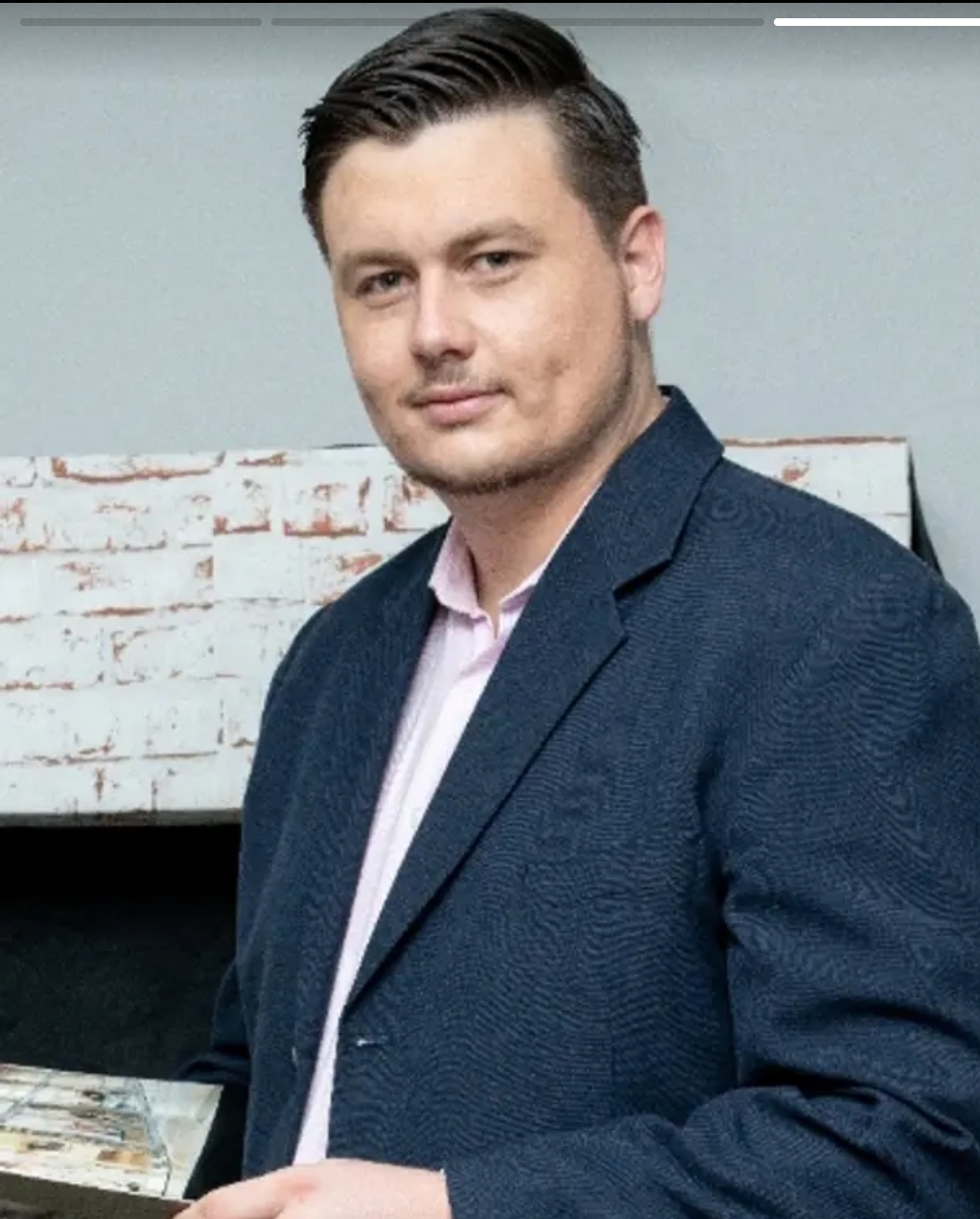 actor Sean Dove large photo