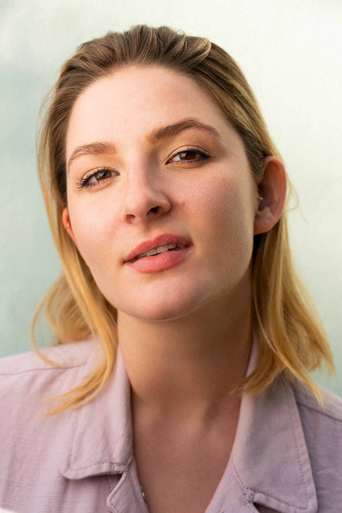 actor Zoe Tyson large photo