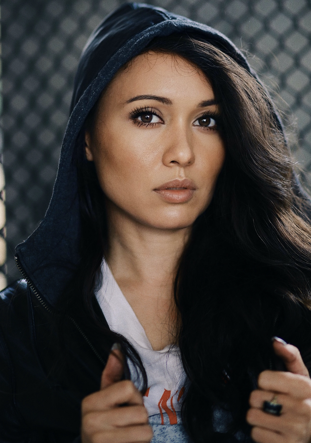 actor Caitlin King large photo