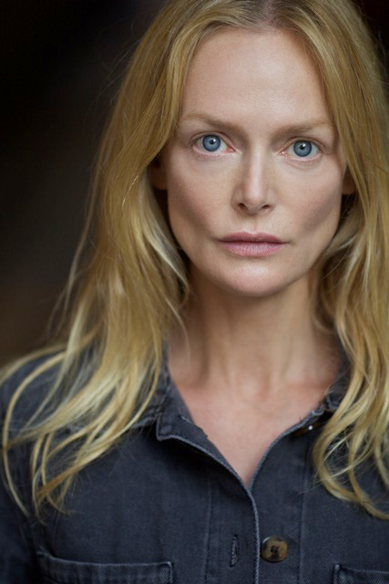 actor Karina Orr large photo