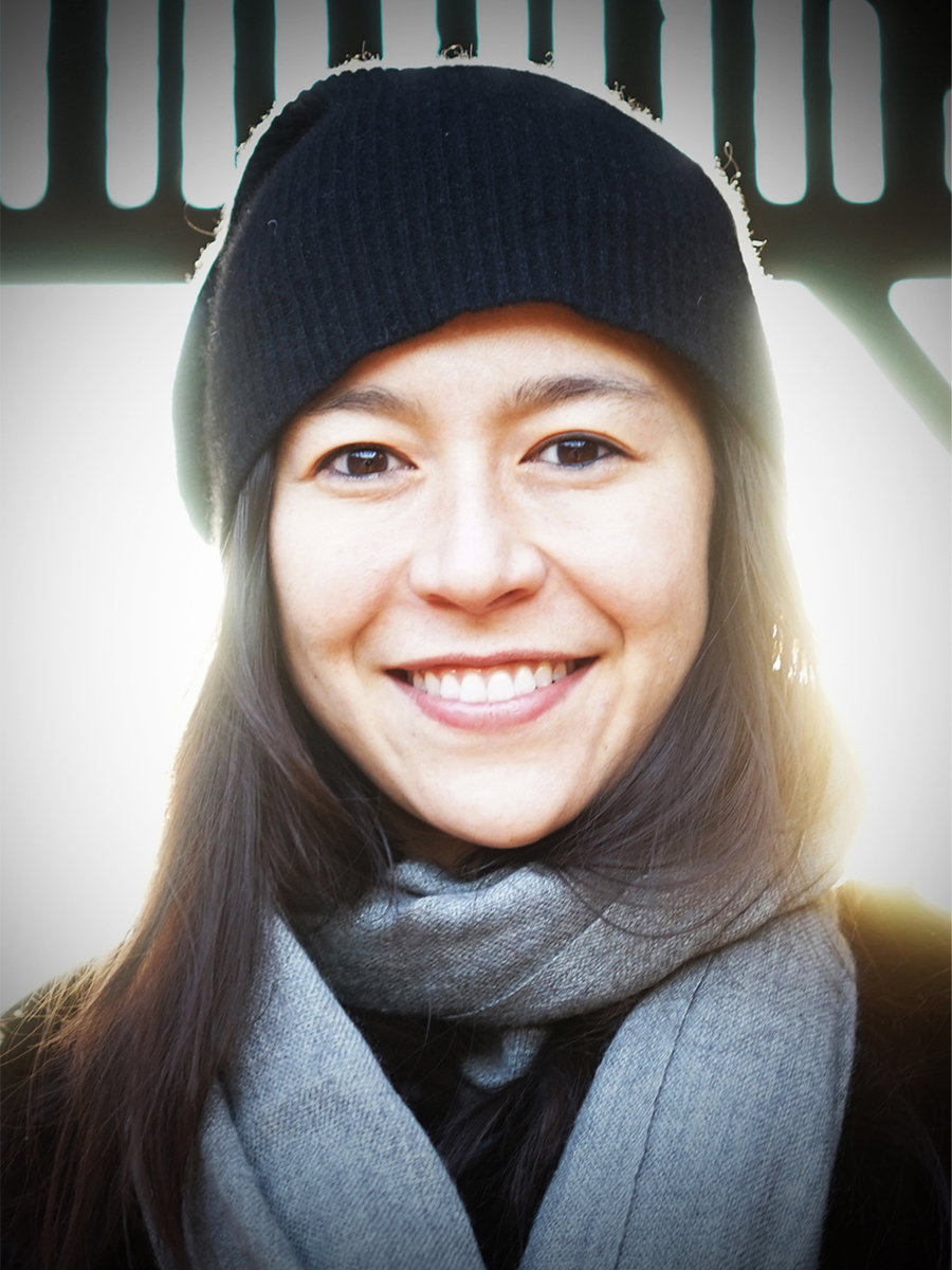 actor Elizabeth Chai Vasarhelyi large photo