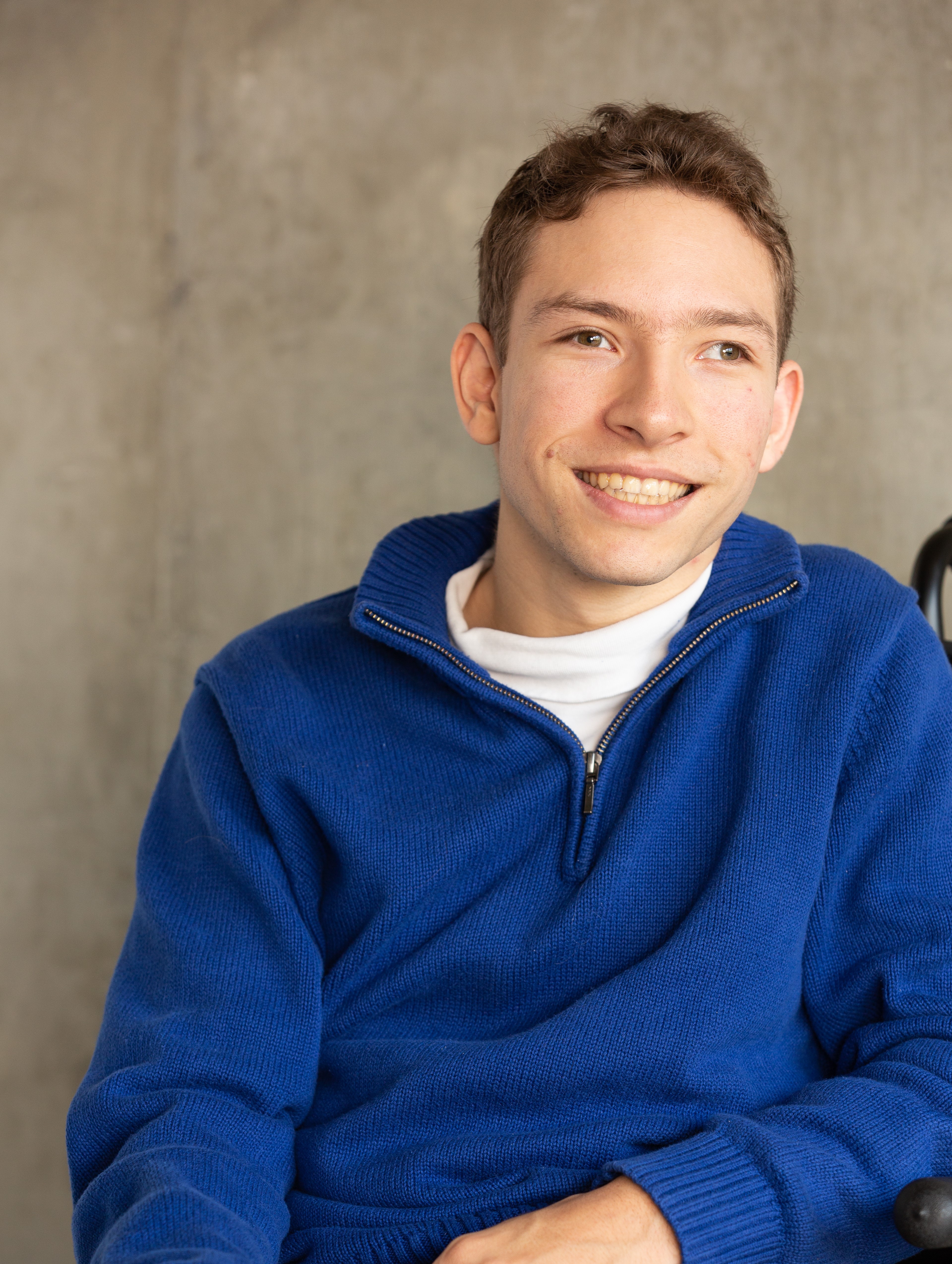 actor Cole Massie large photo