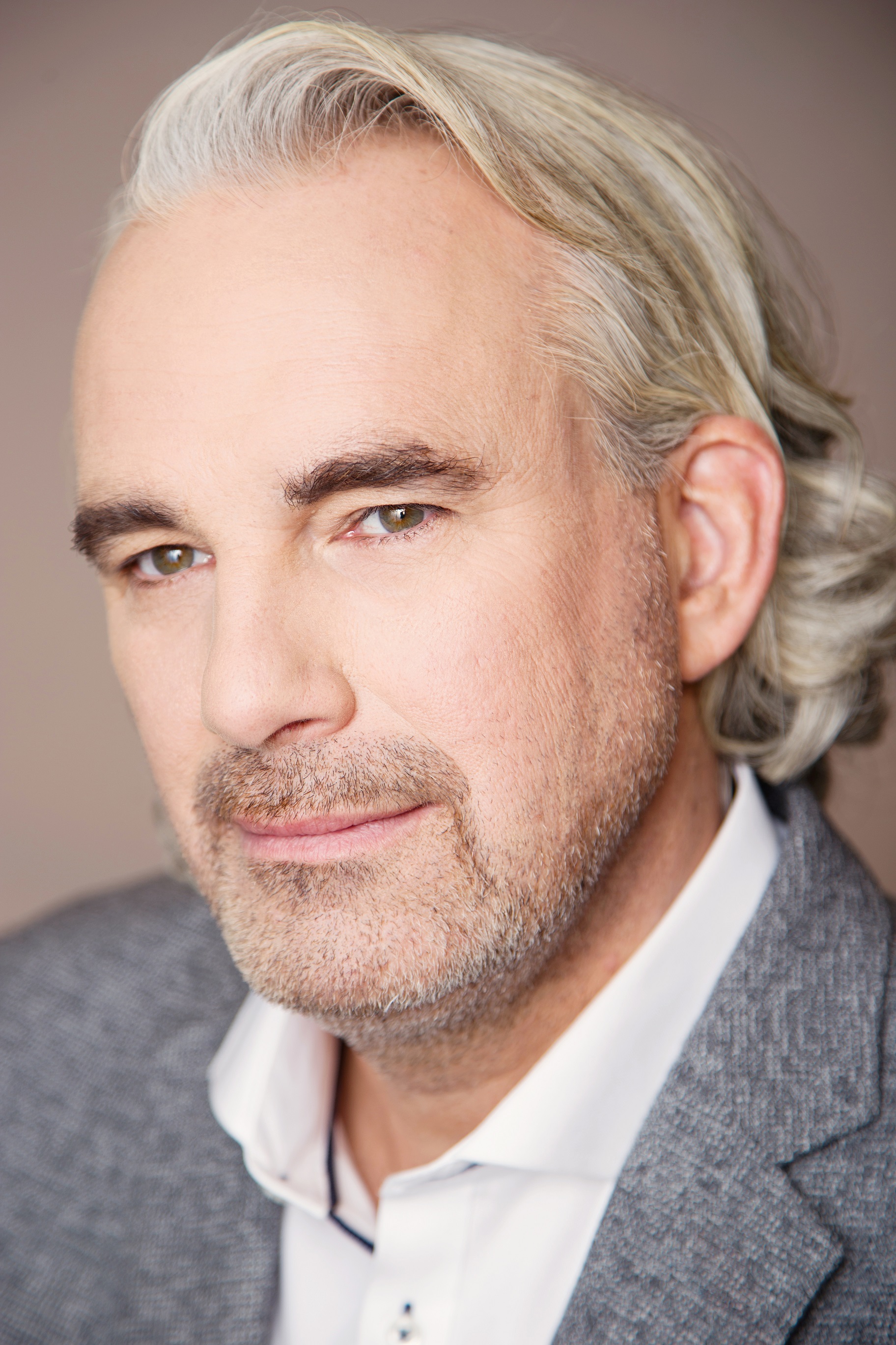 actor Michel Valliéres large photo