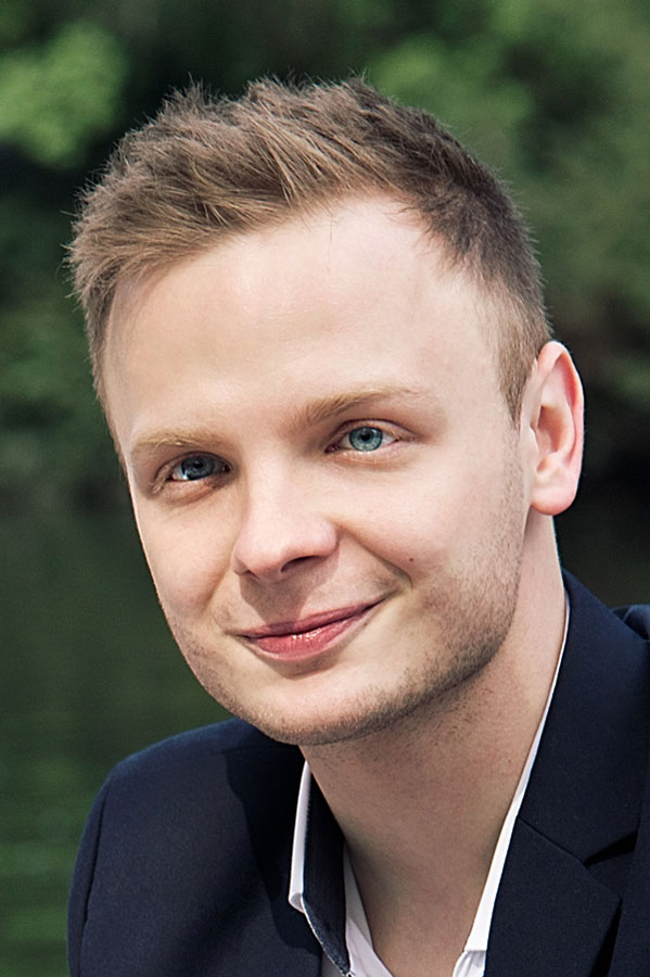 actor Fabian Baecker large photo