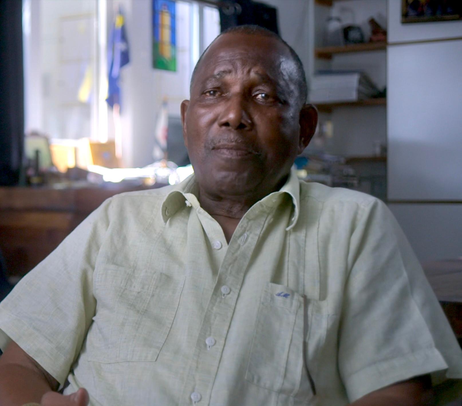 actor Adtzere Mentar large photo