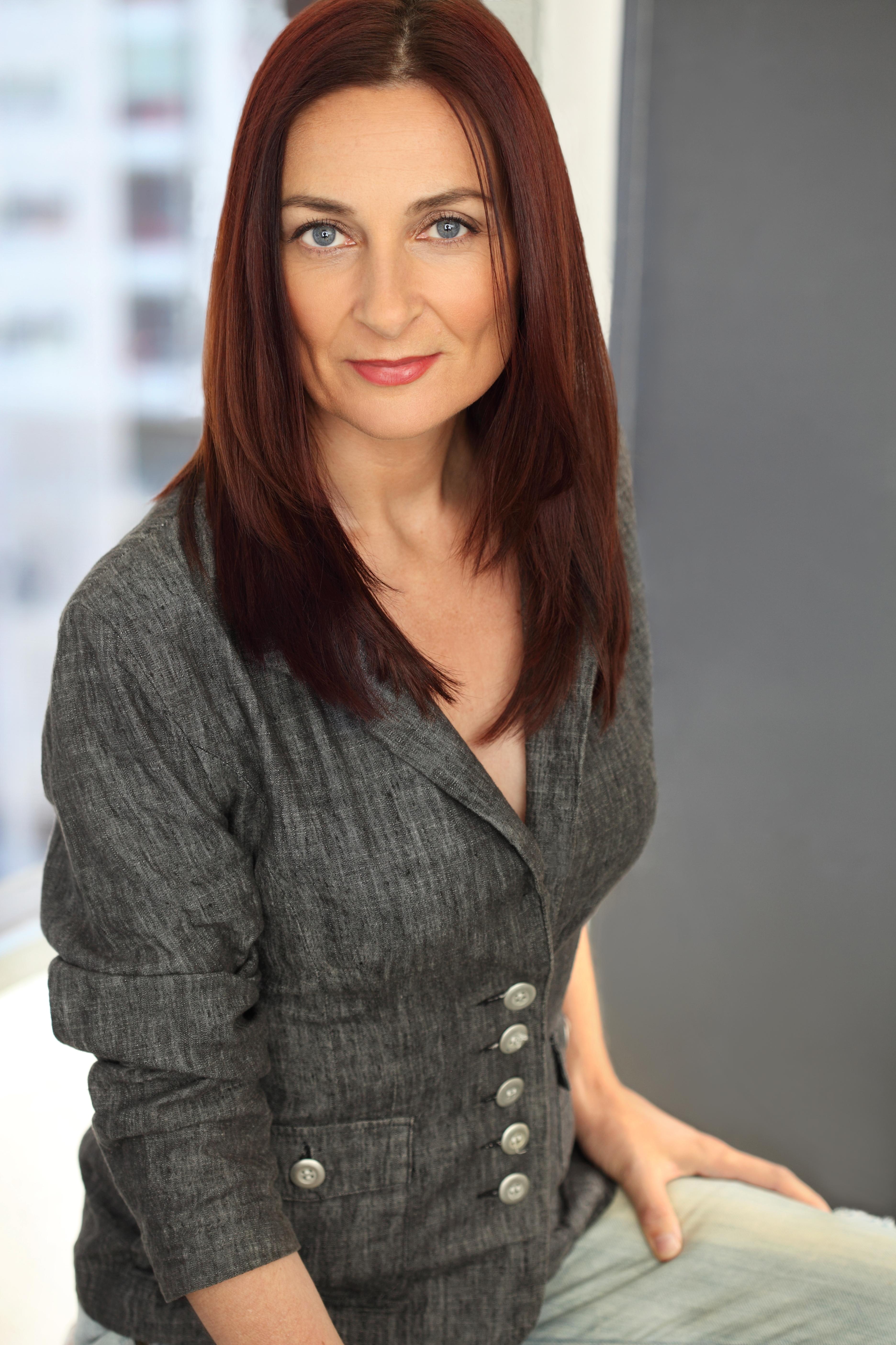 actor Eilin O'Dea large photo