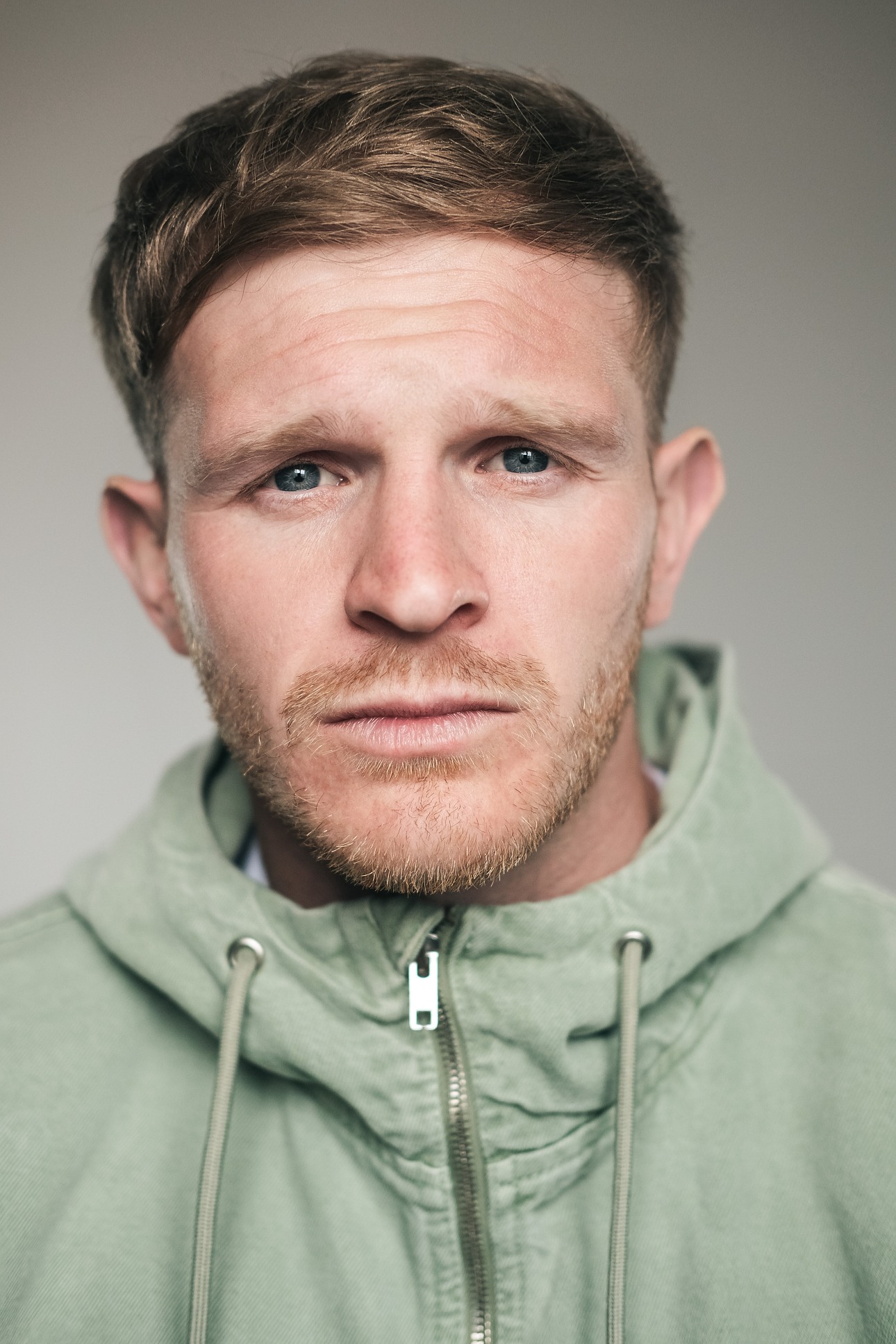 actor Aled Llyr Thomas large photo