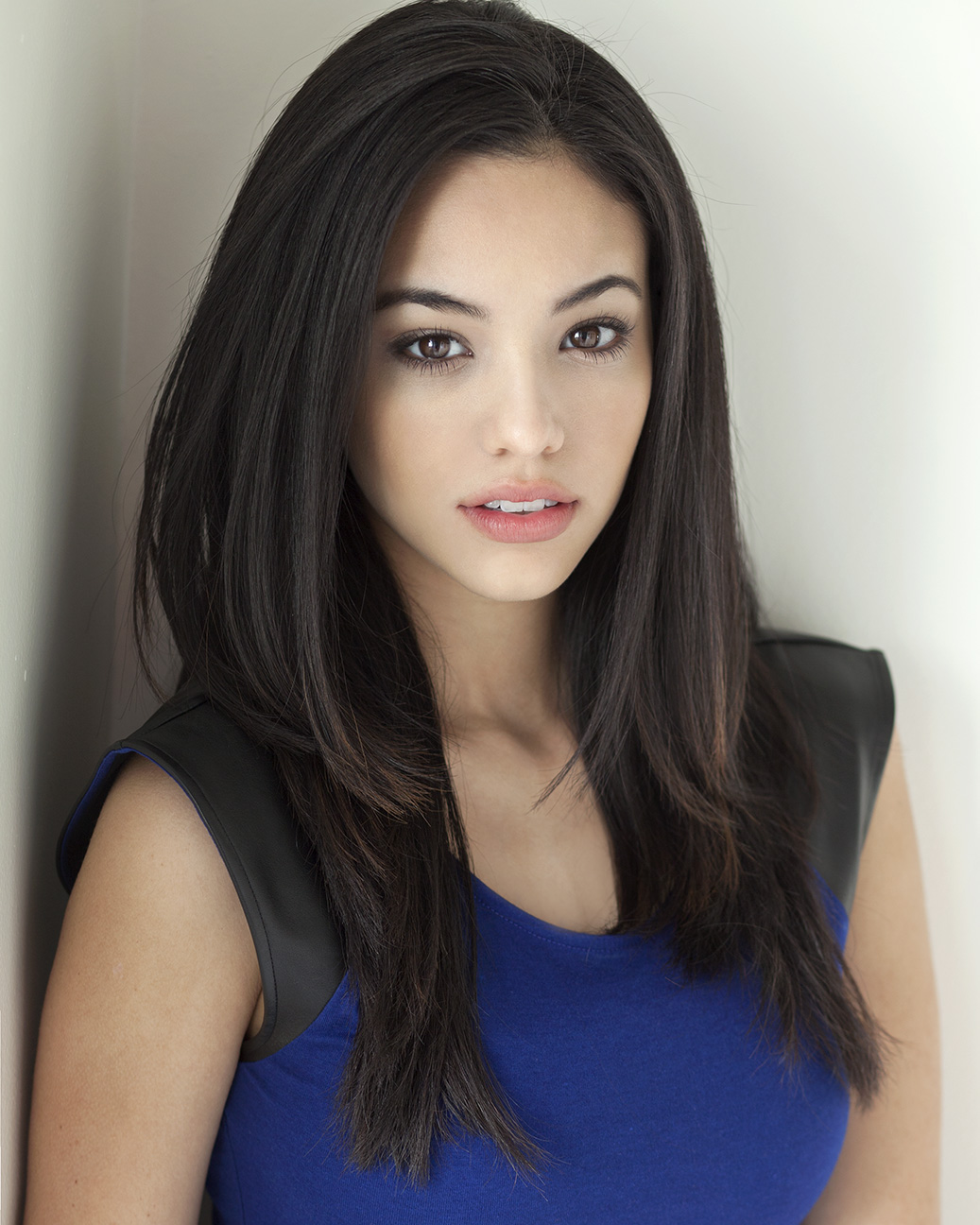 actor Natalie Valerin large photo