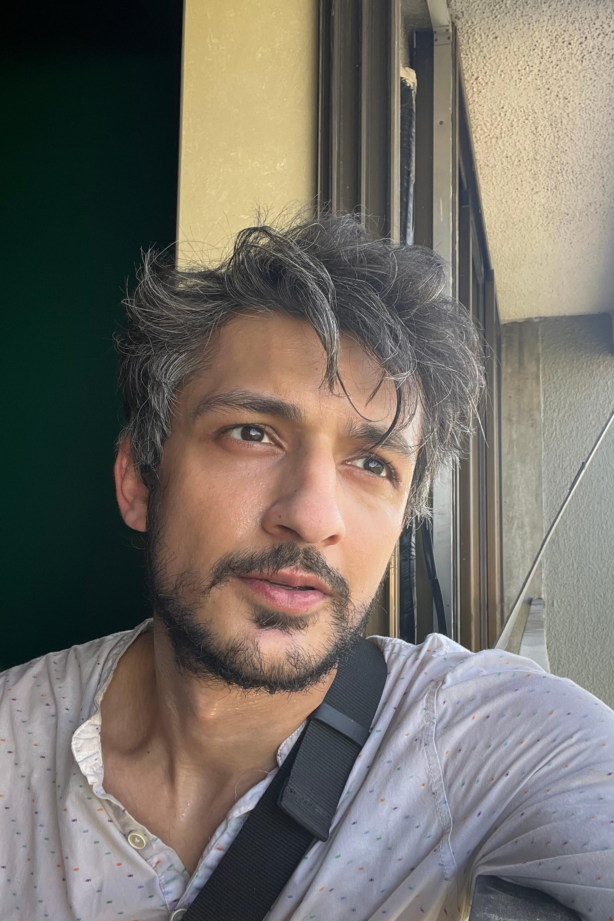 actor Zeeshan Azad large photo