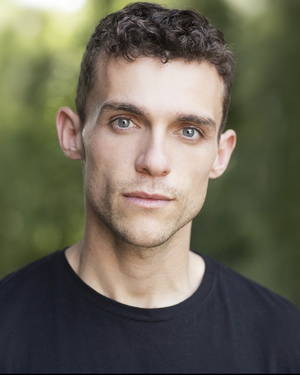 actor Luke Jerdy large photo