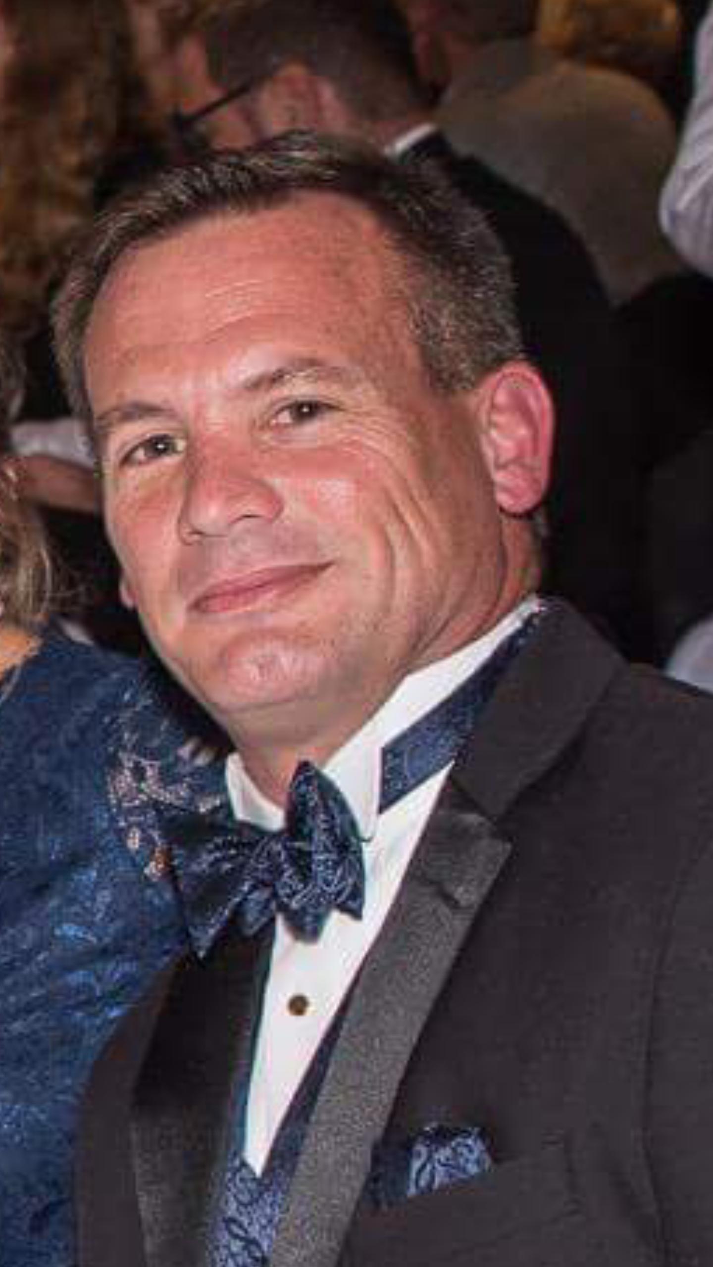 actor Scott Mielock large photo