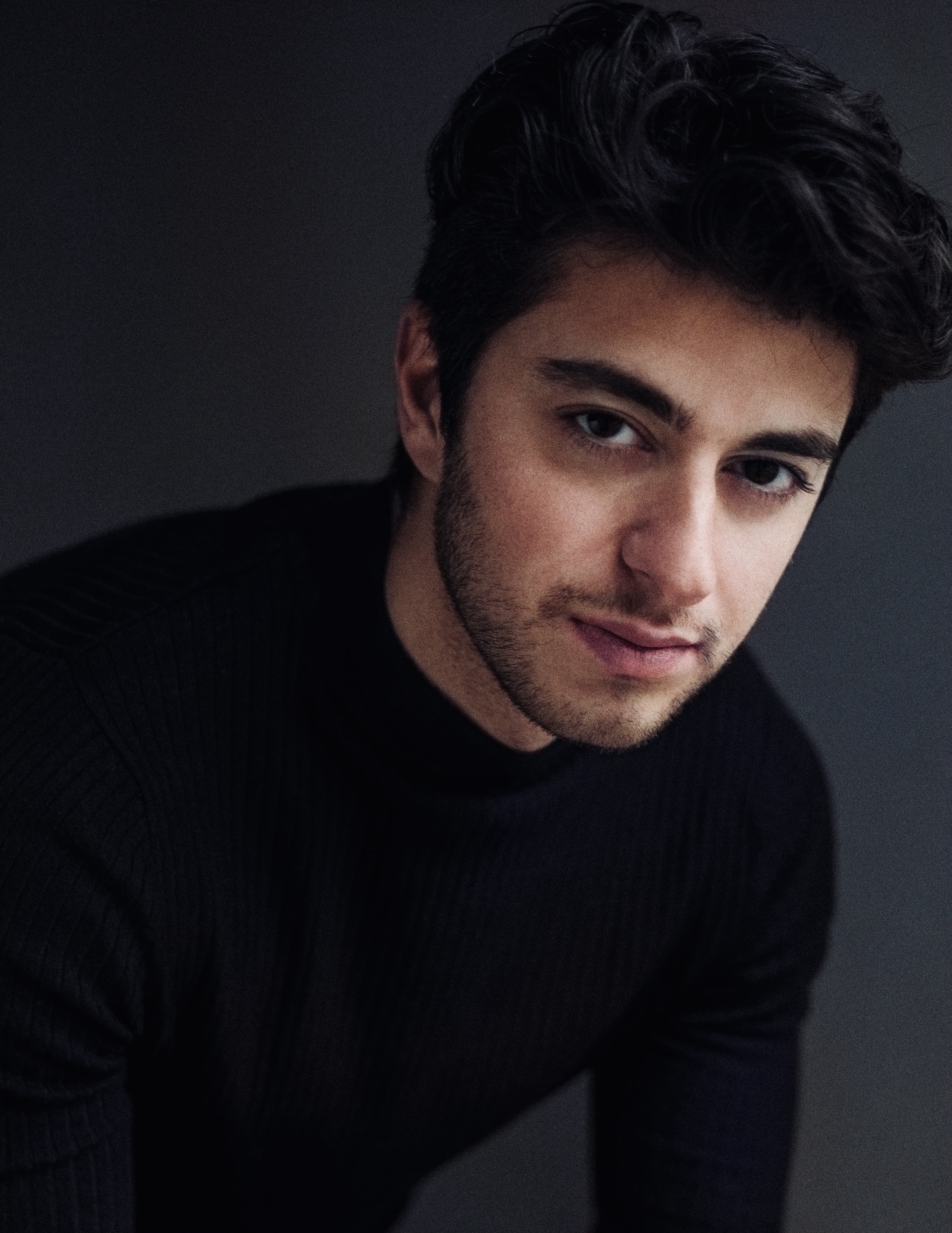 actor Aria Emory large photo