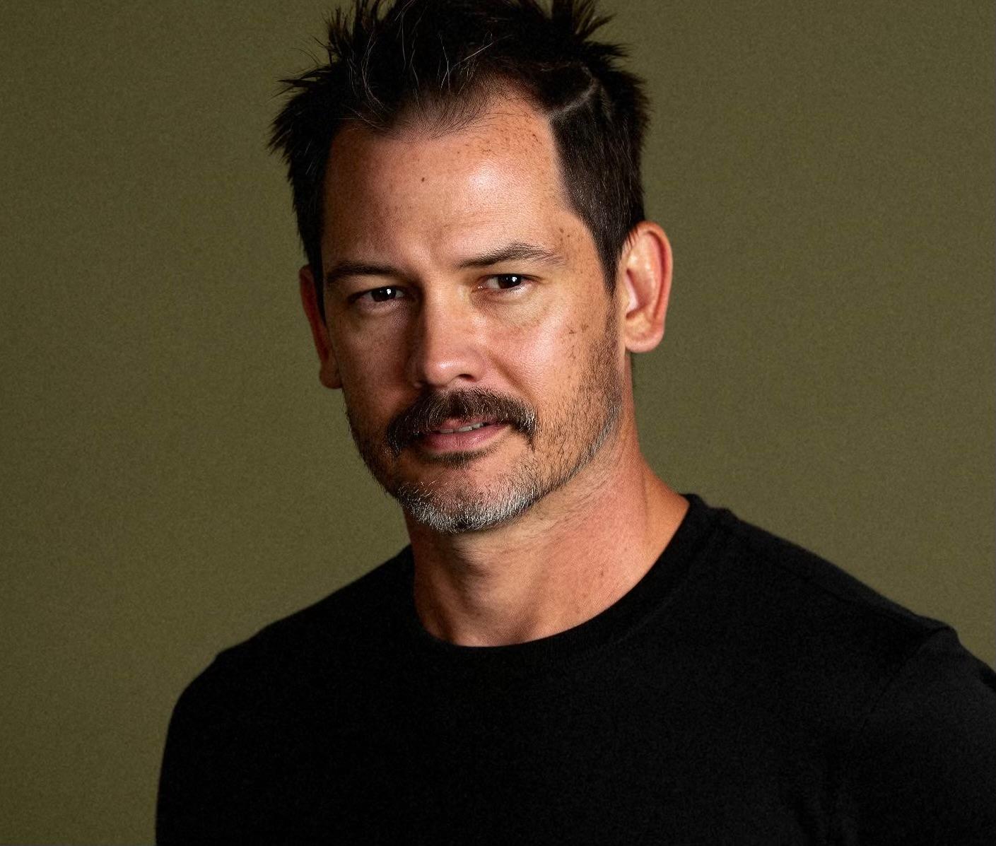 actor Ric Maddox large photo