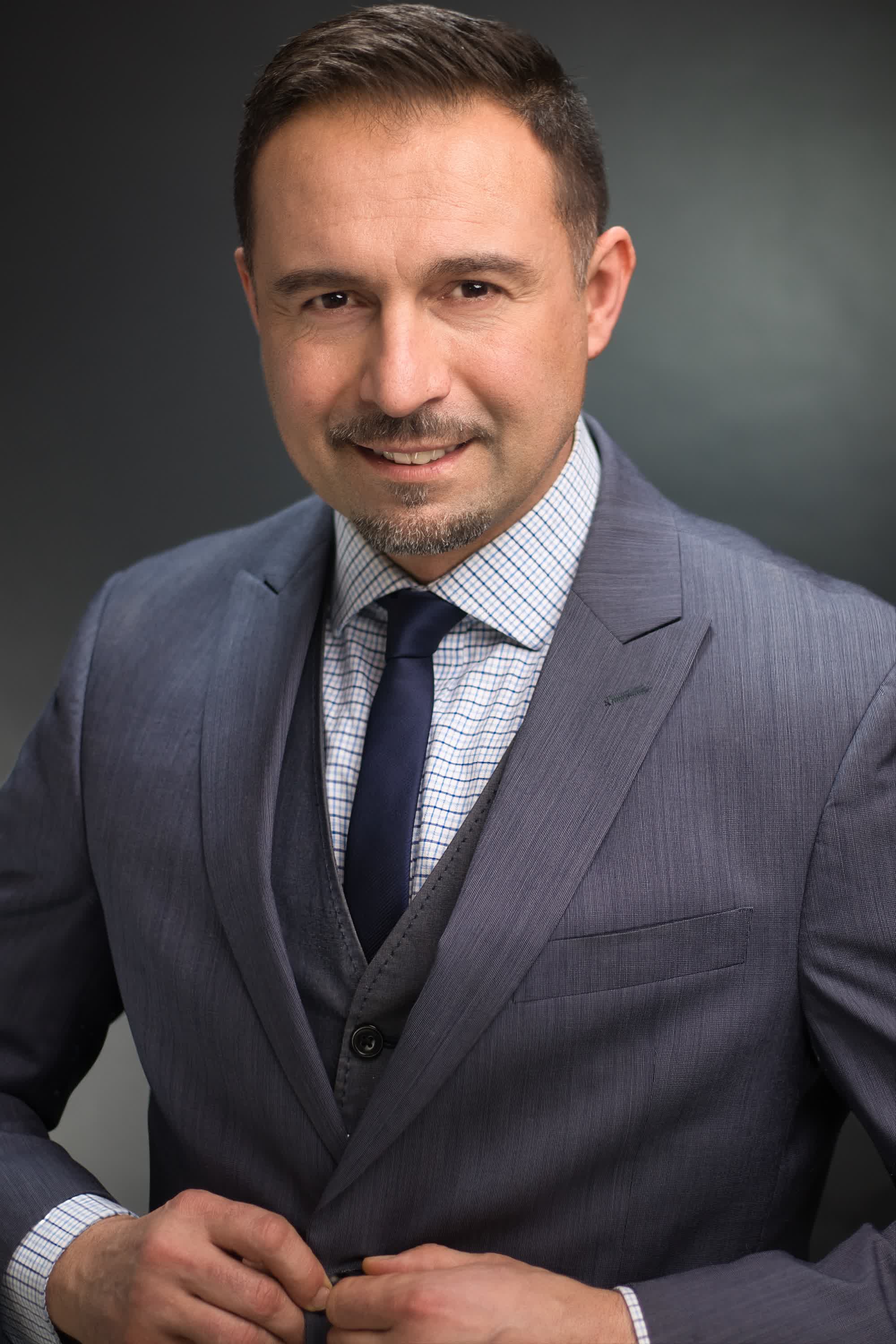 actor Liviu Rain large photo