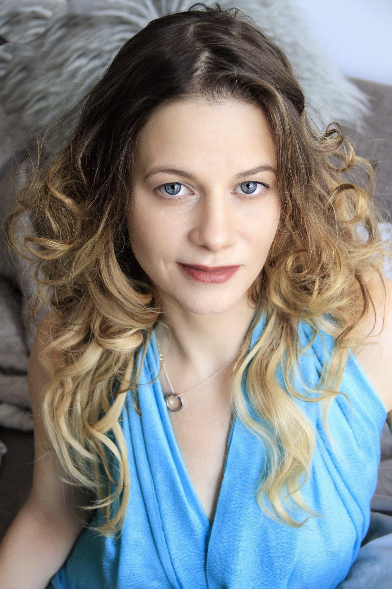 actor Mary Borrello large photo