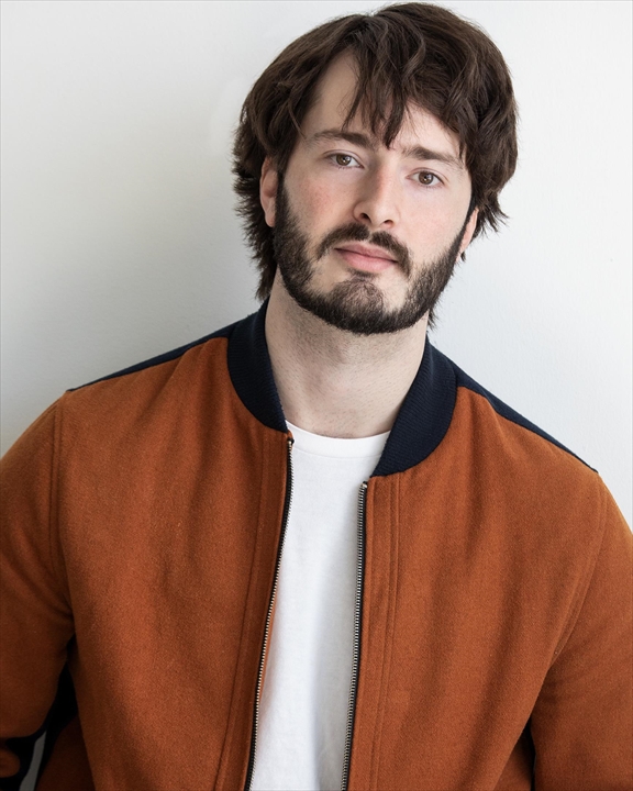 actor Caleb Olivieri large photo