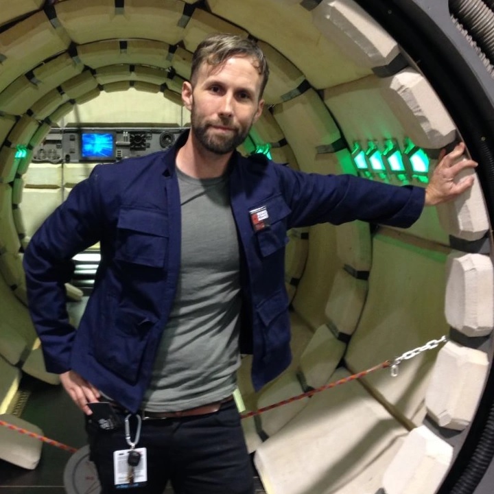 actor Zeke Pinheiro large photo