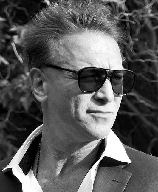 actor Dean Copkov large photo