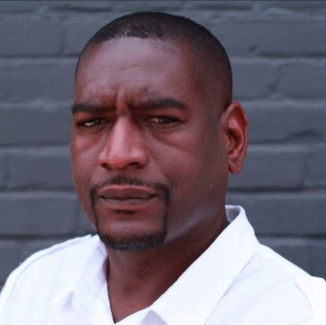 actor Kenyatta Hill large photo