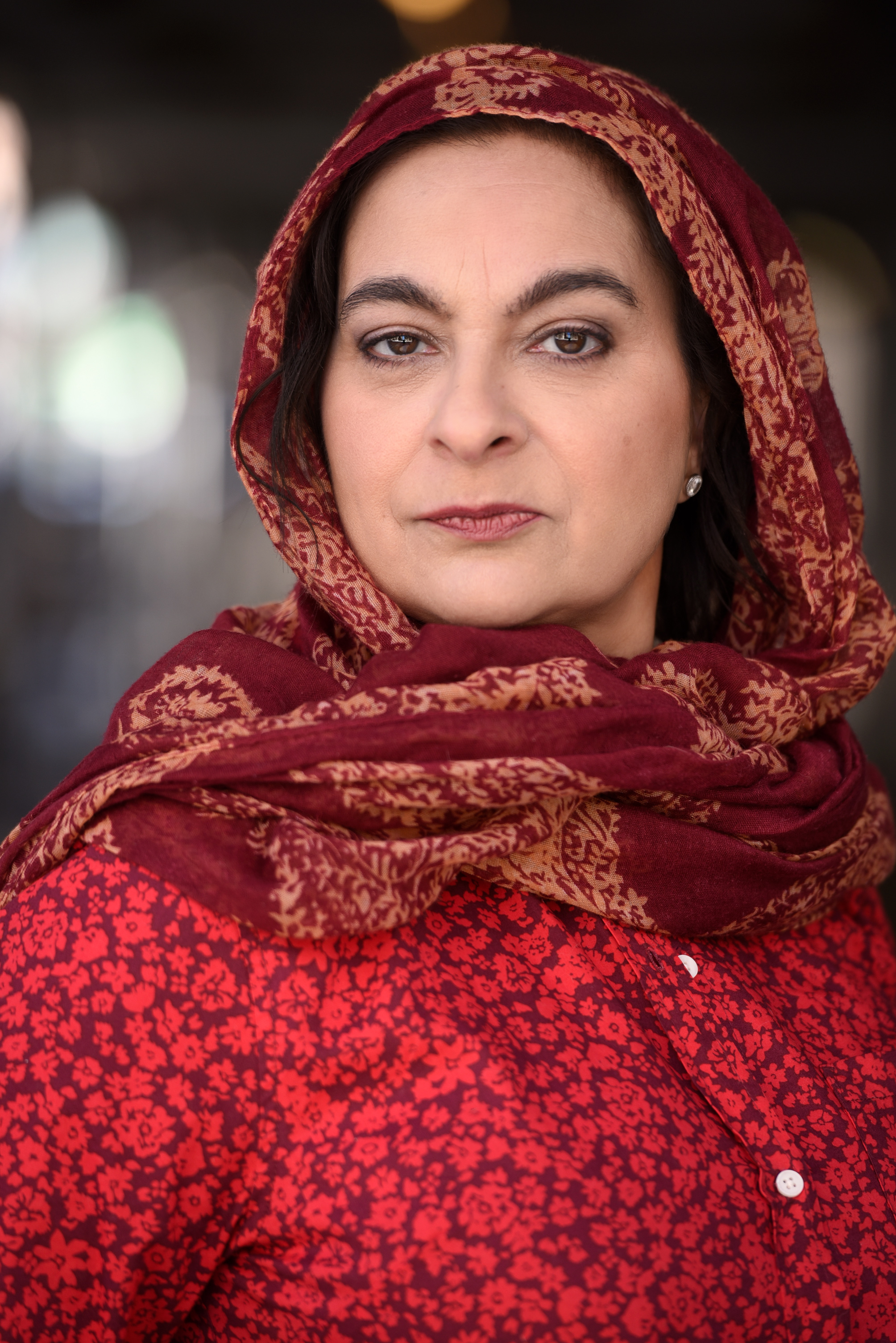 actor Jennifer Yadav large photo