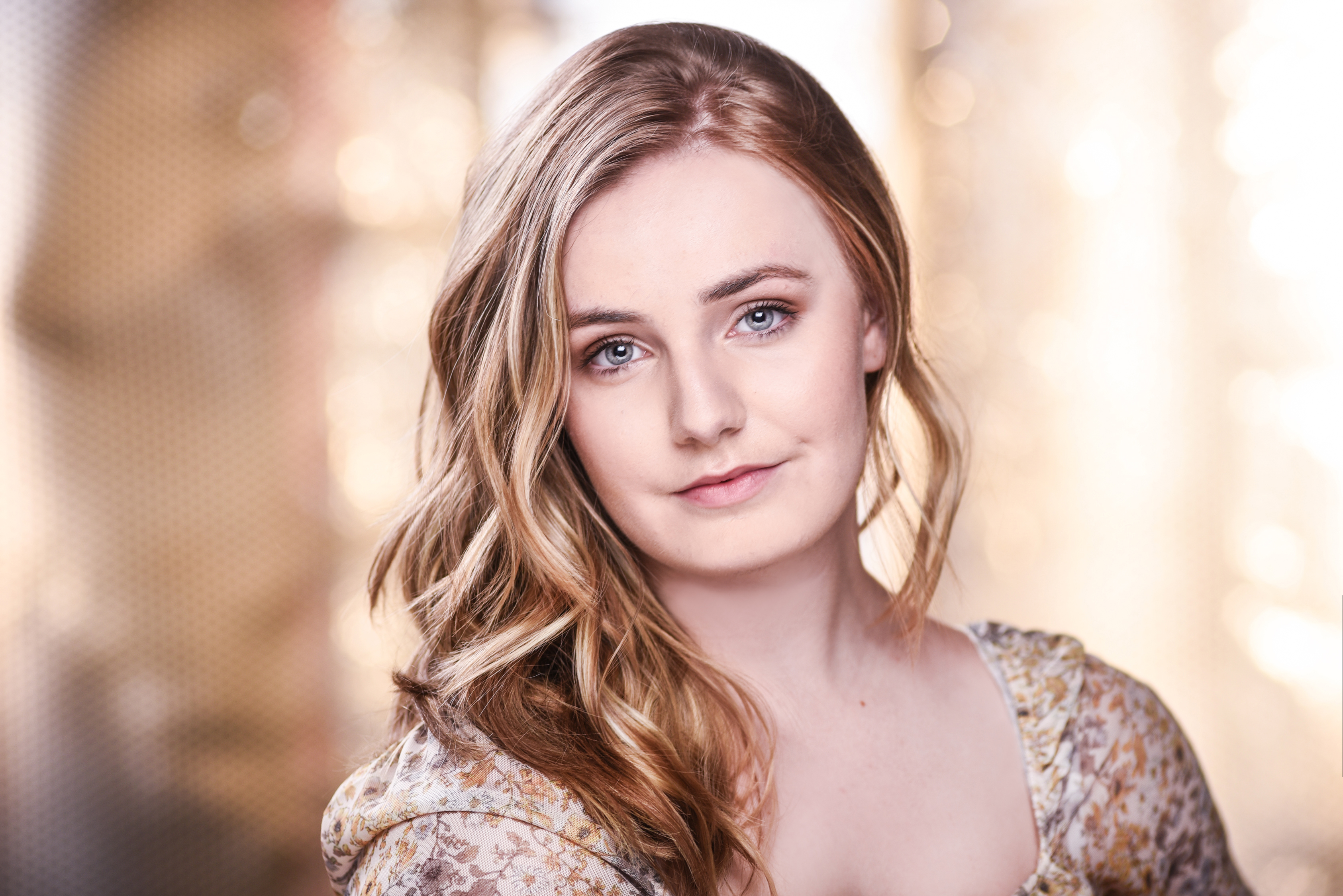 actor Cassidy Lawson large photo