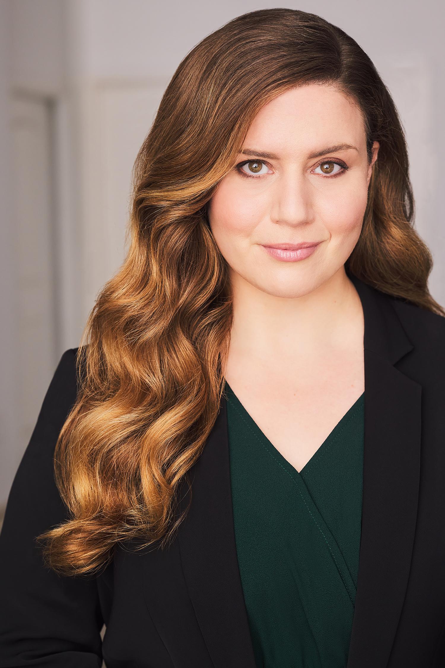 actor Leanna Tallmeister large photo