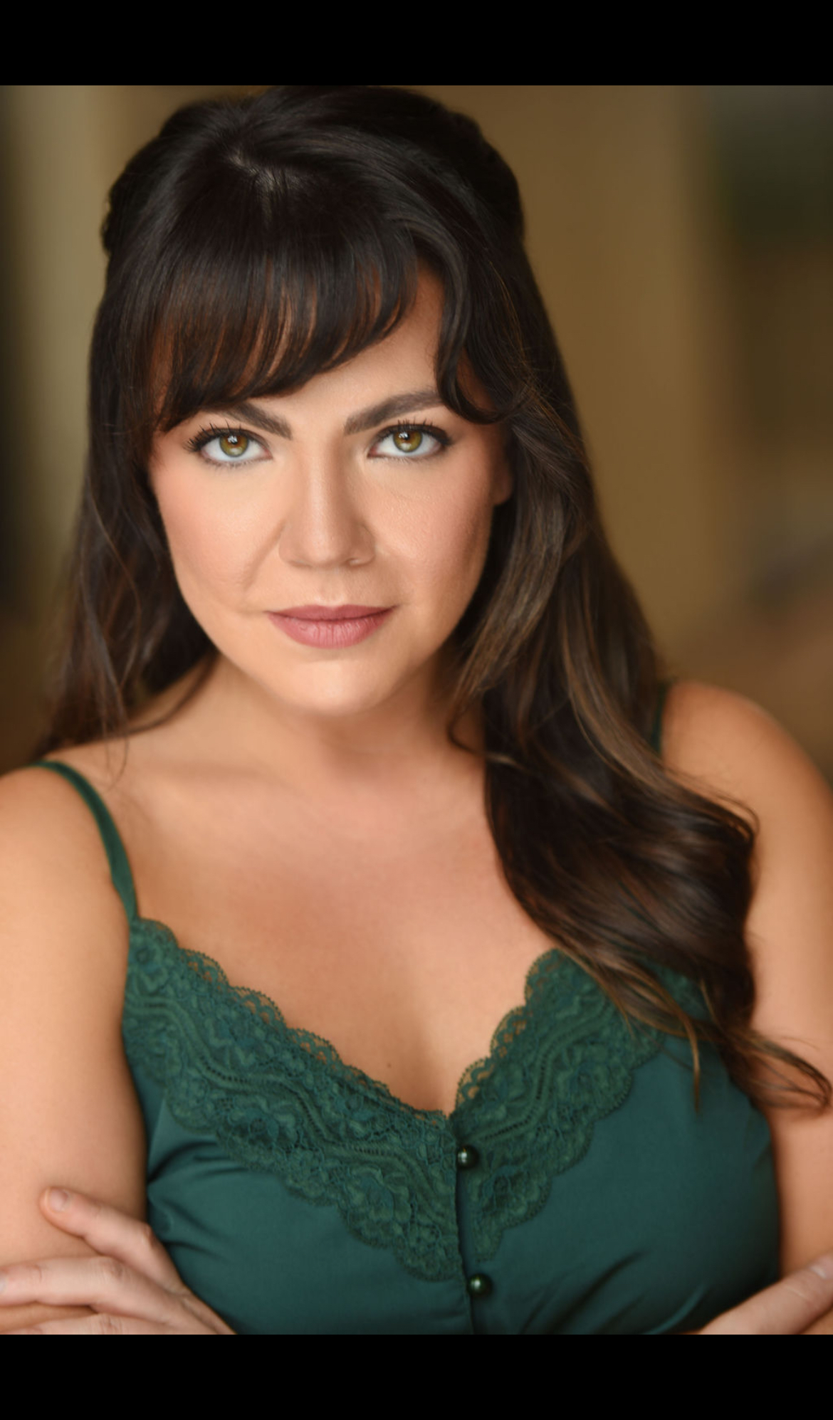 actor Leah Christine Johnson large photo